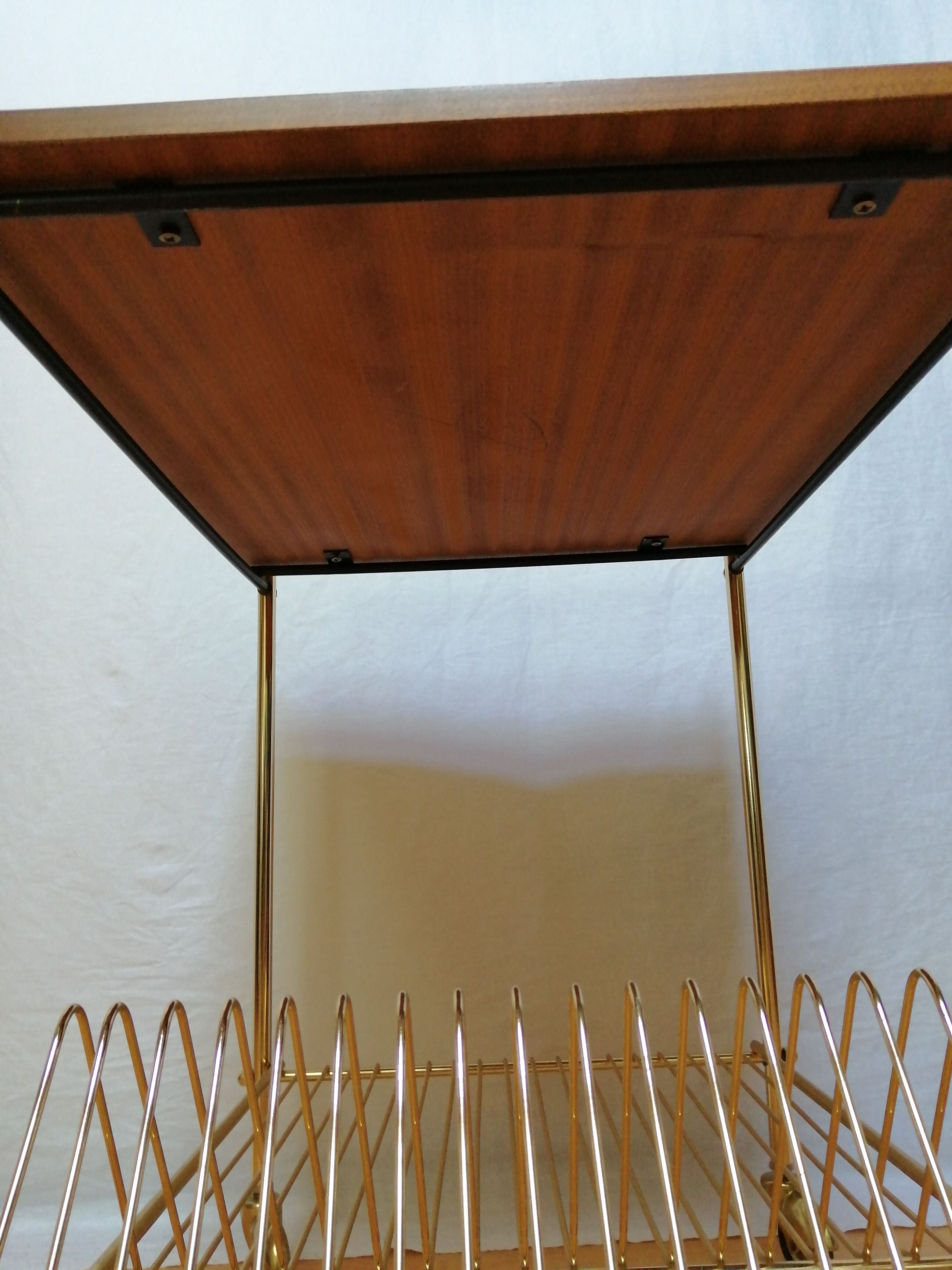 Vintage service range vinyls in teak France 1960