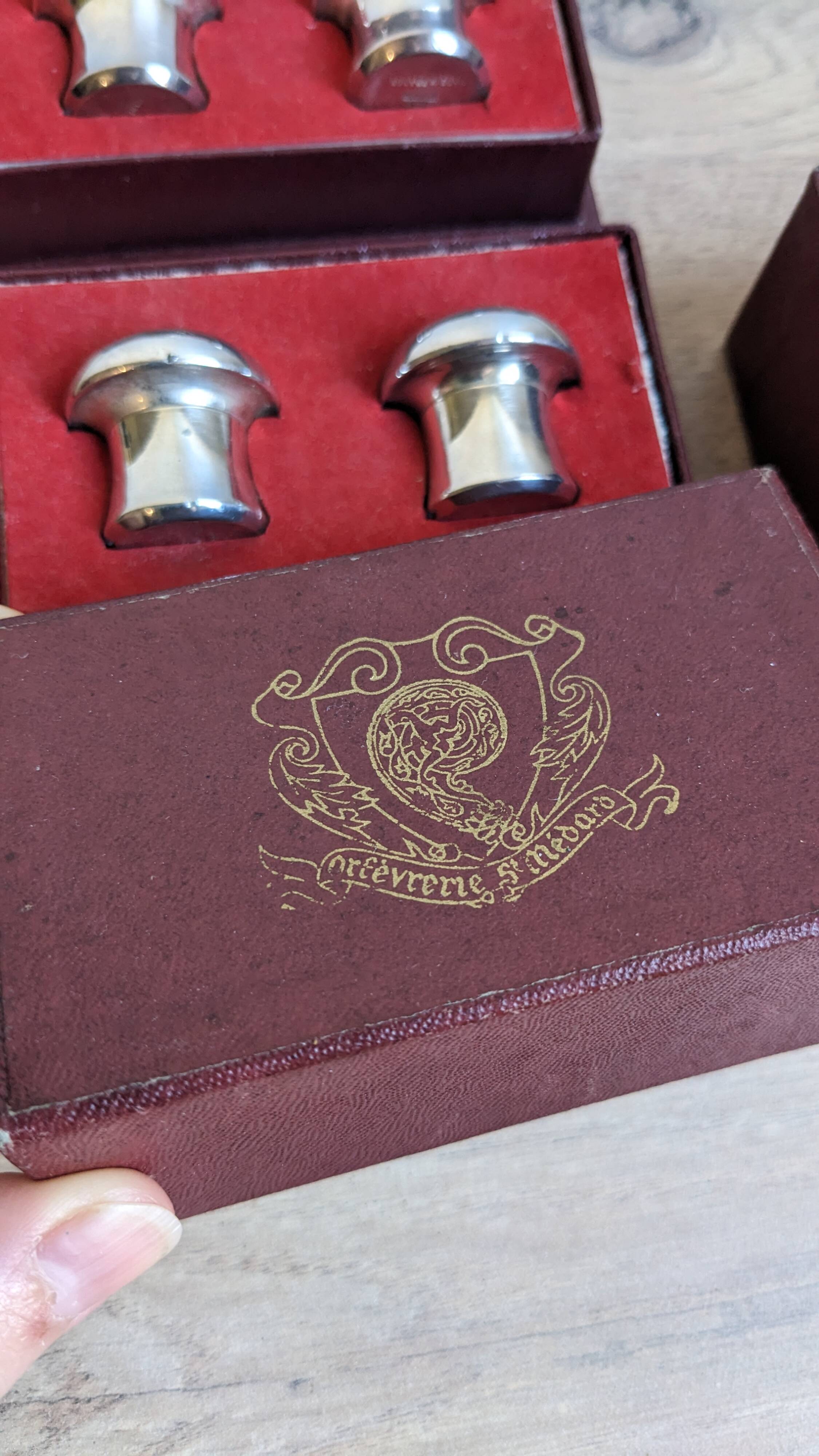Silver salt and pepper shakers - Saint Médard