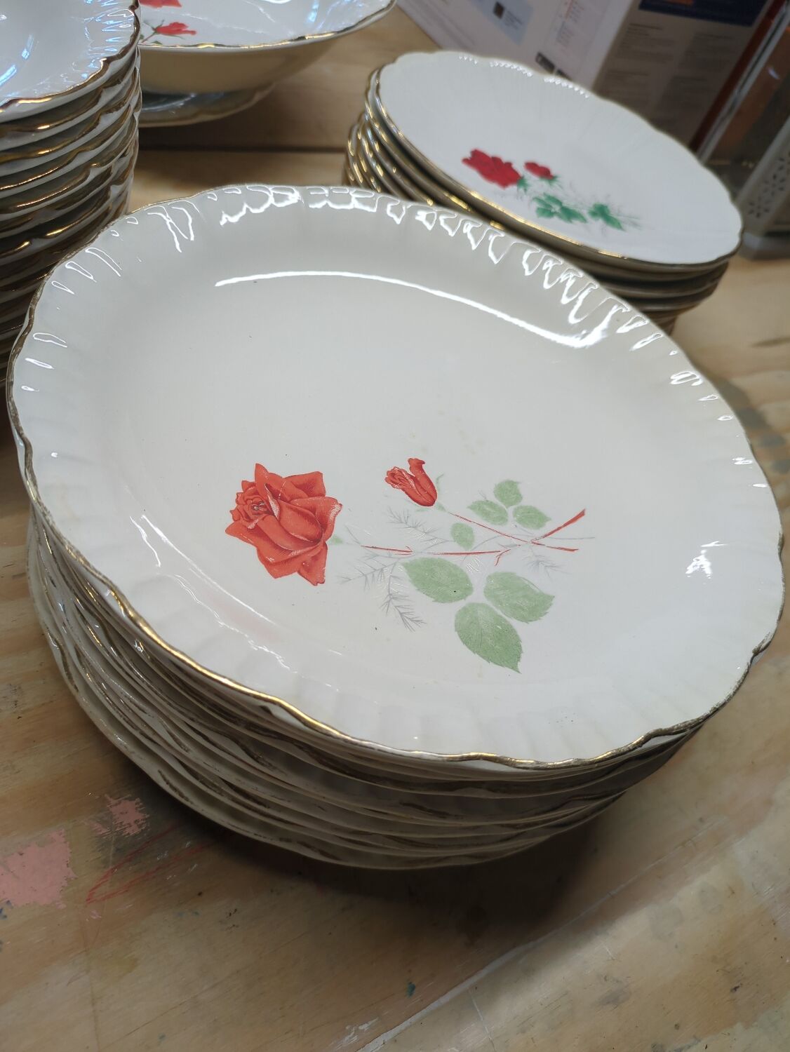 Service of 36 pieces Digoin Sevigne