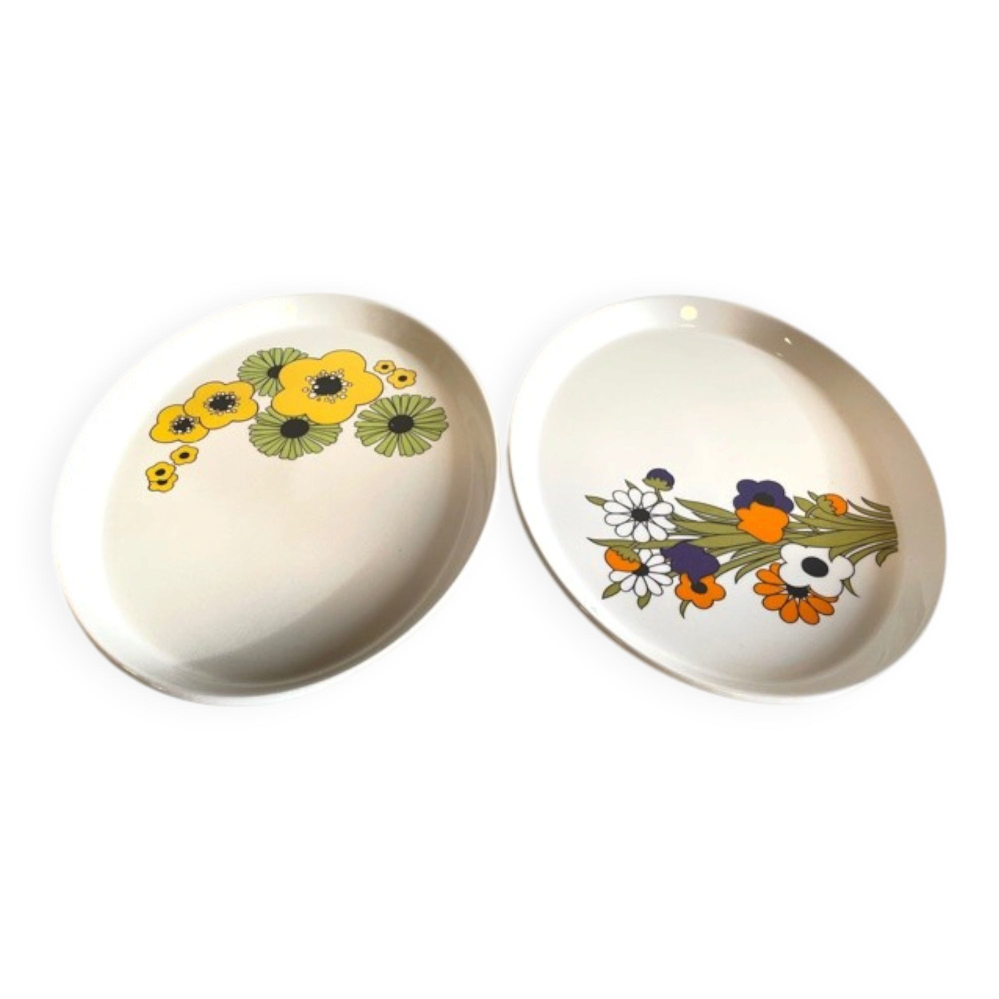 2 Oval Ceramic Dishes English