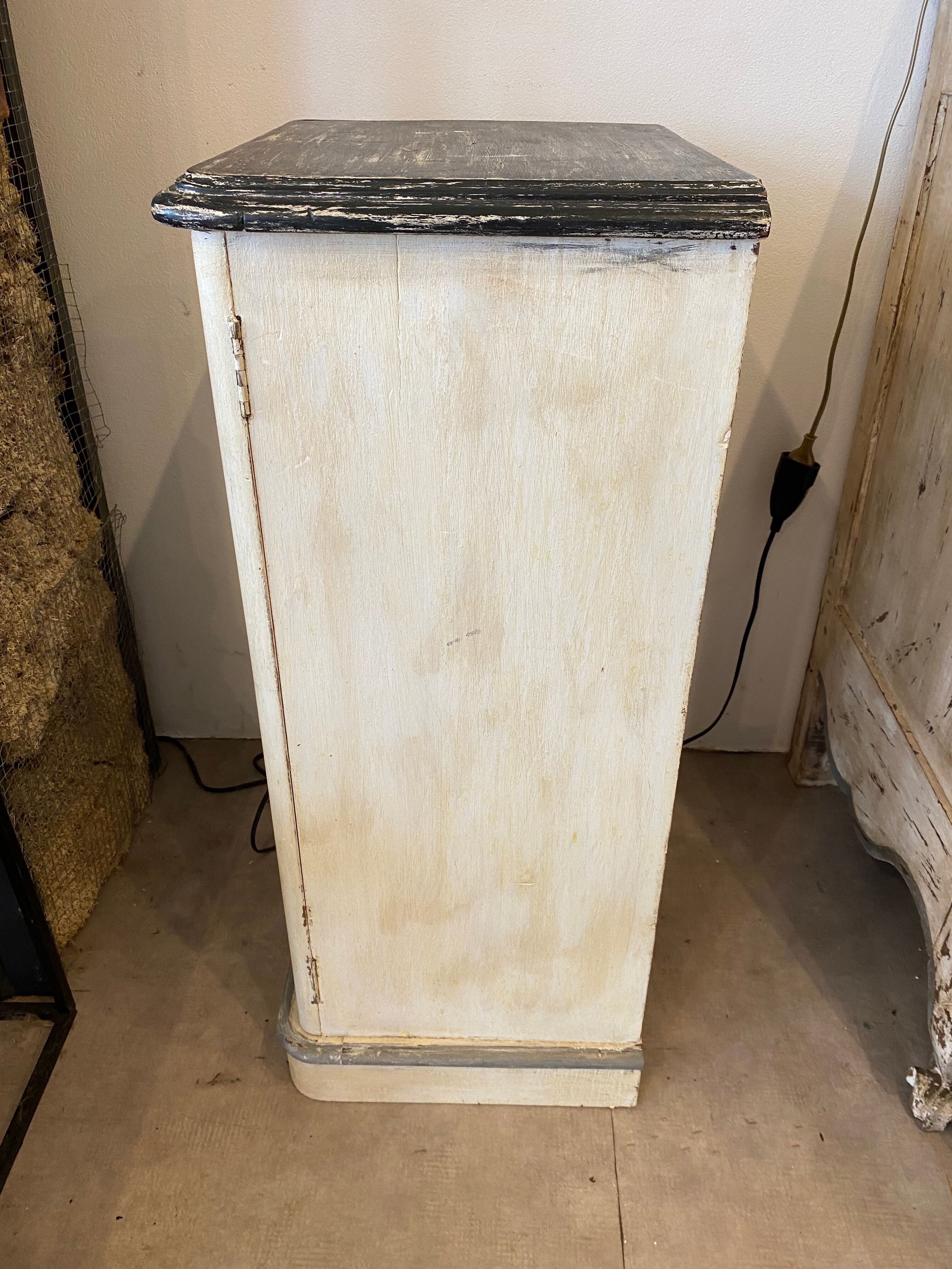 Small buffet early 20th century in beige and gray patinated wood with shelf