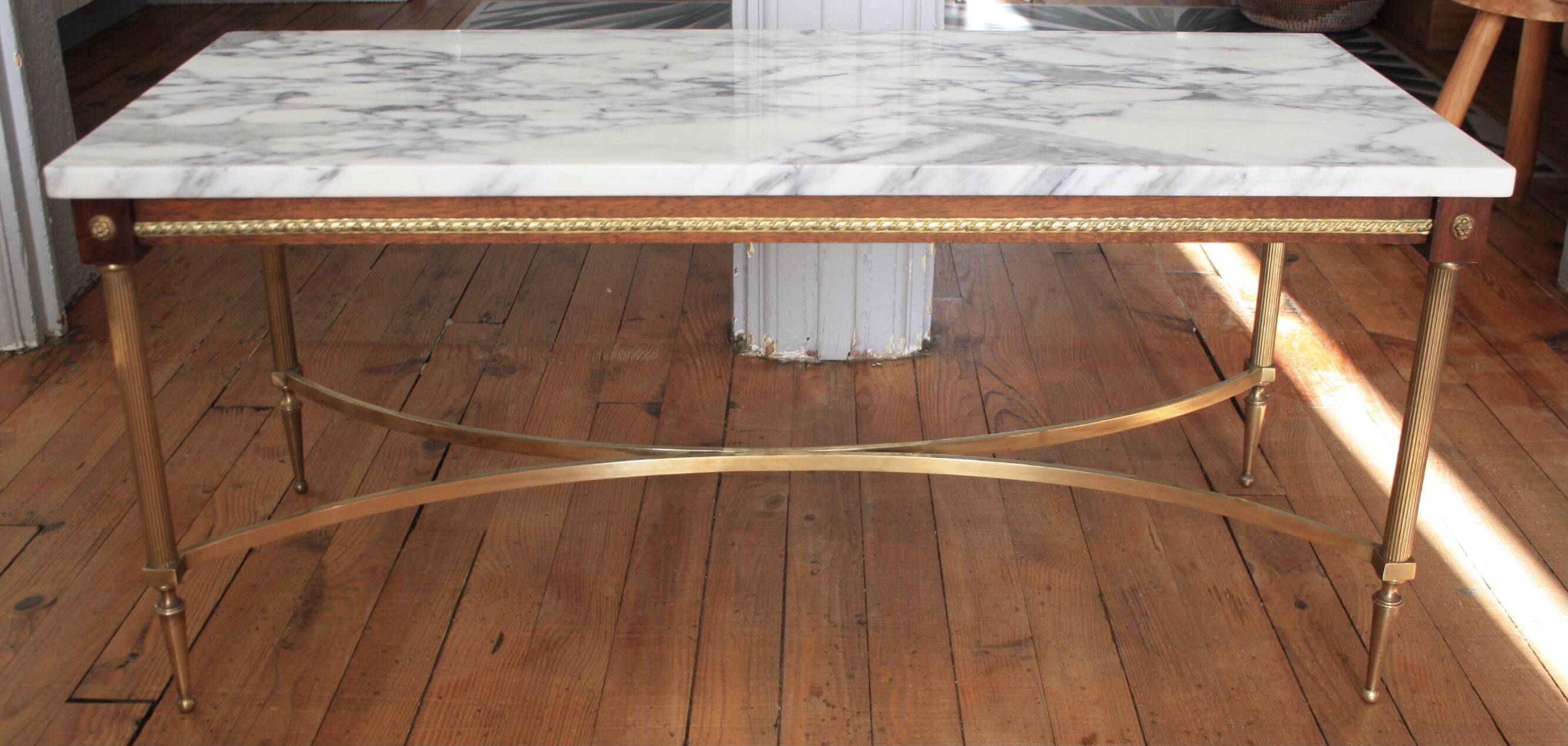 Table basse marbre laiton et bois