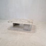 Table basse en marbre italien années 1970