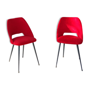 chaises rouges