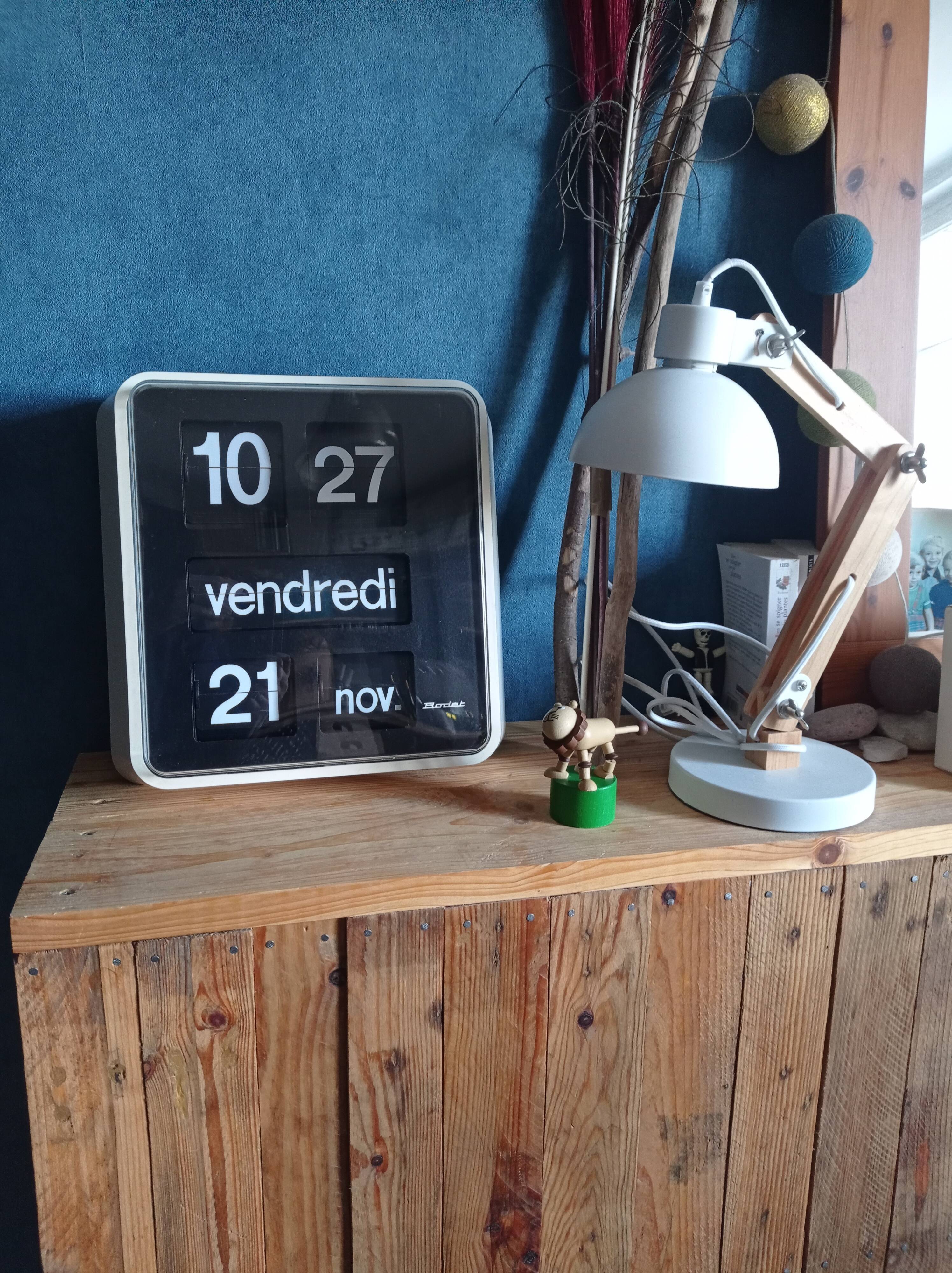 Bodet flip-flap clock