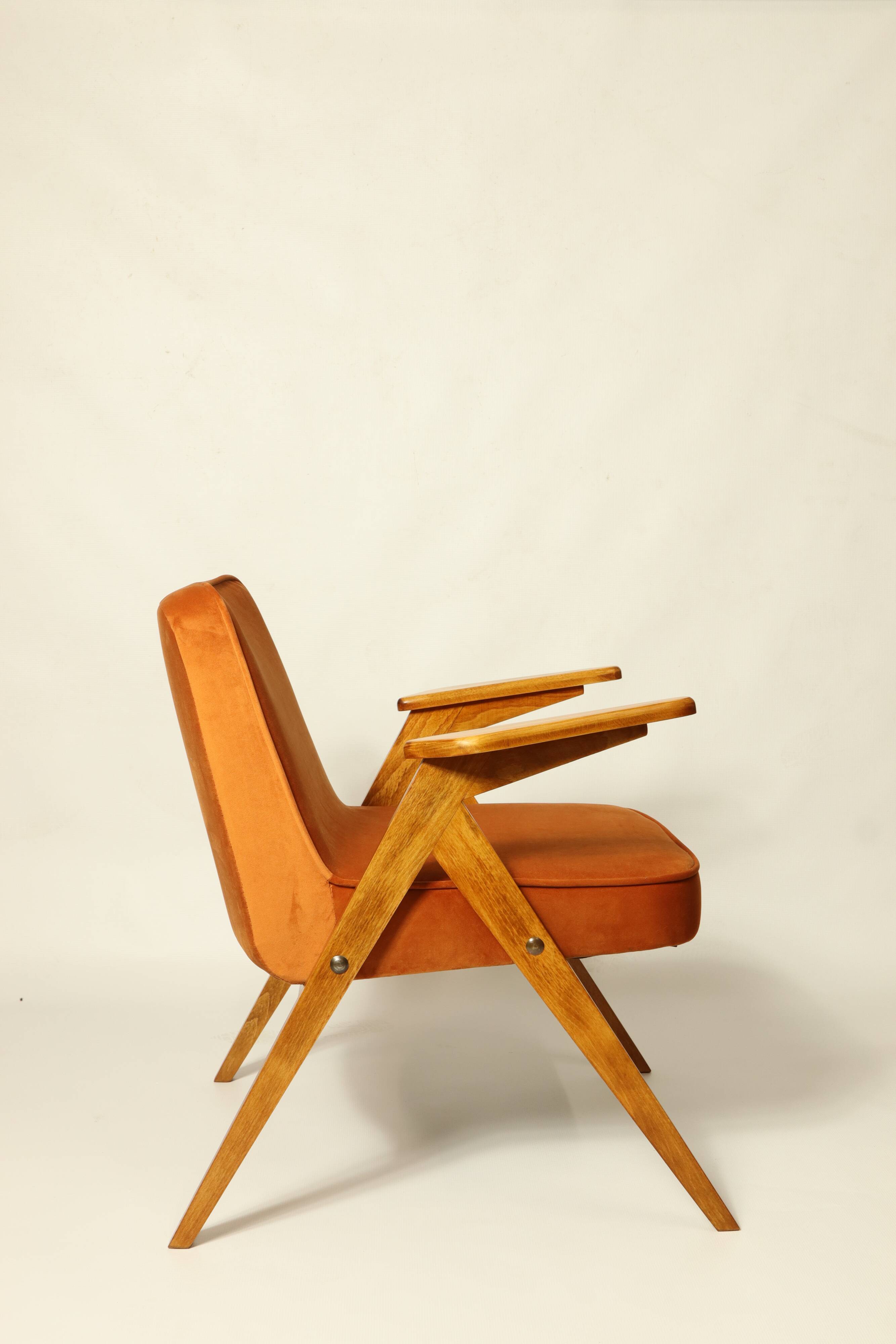 Fauteuil Lounge Vintage Burt Orange par J. Chierowski, 1960, Design Scandinave