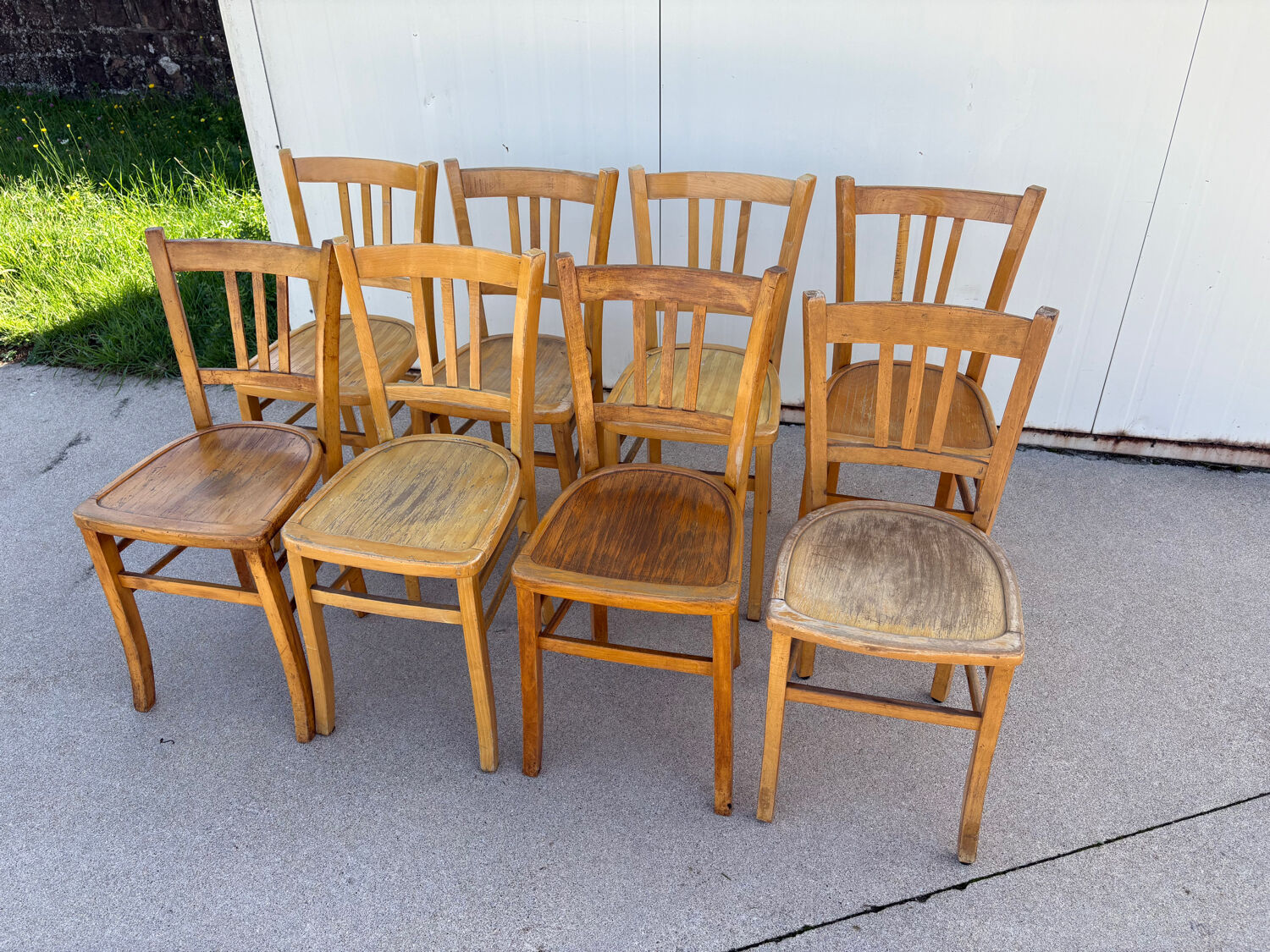 Set of 8 vintage bistro chairs