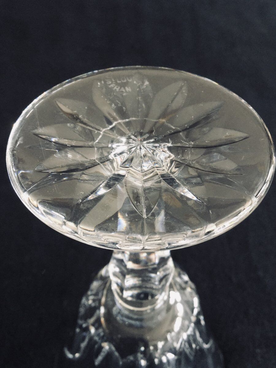 Set of 9 glasses of white wine in crystal of Saint Louis camargue model