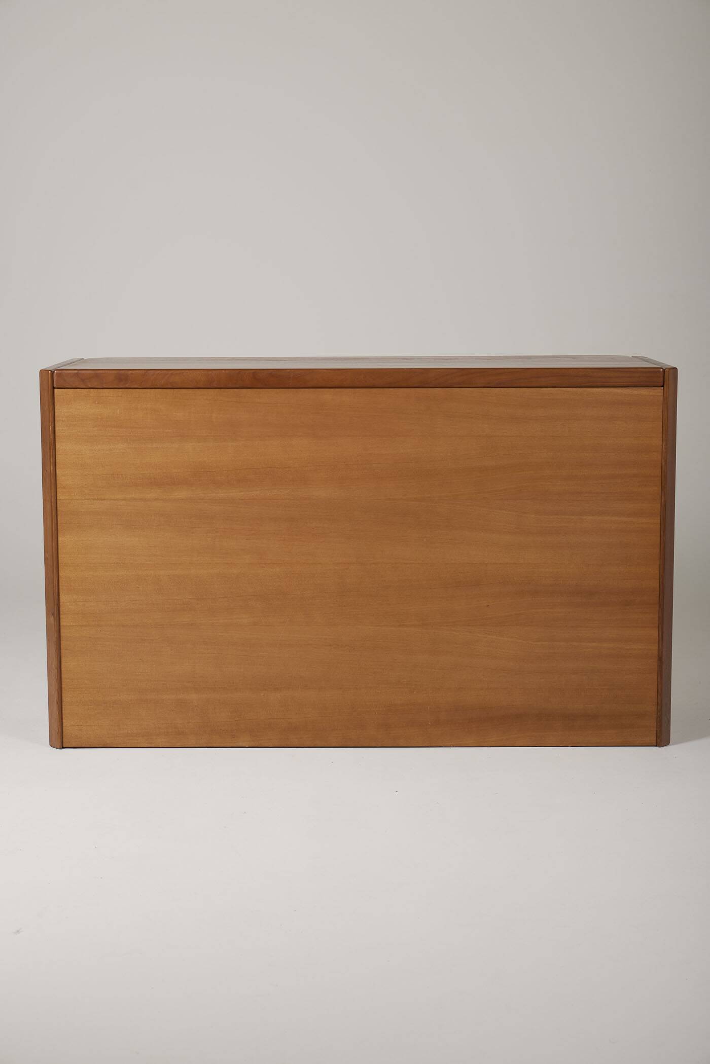 Commode en bois d'orme Luigi Gorgoni