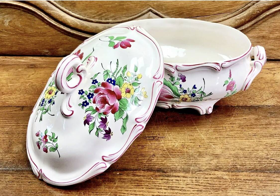 Luneville vegetable soup tureen, street lamp model