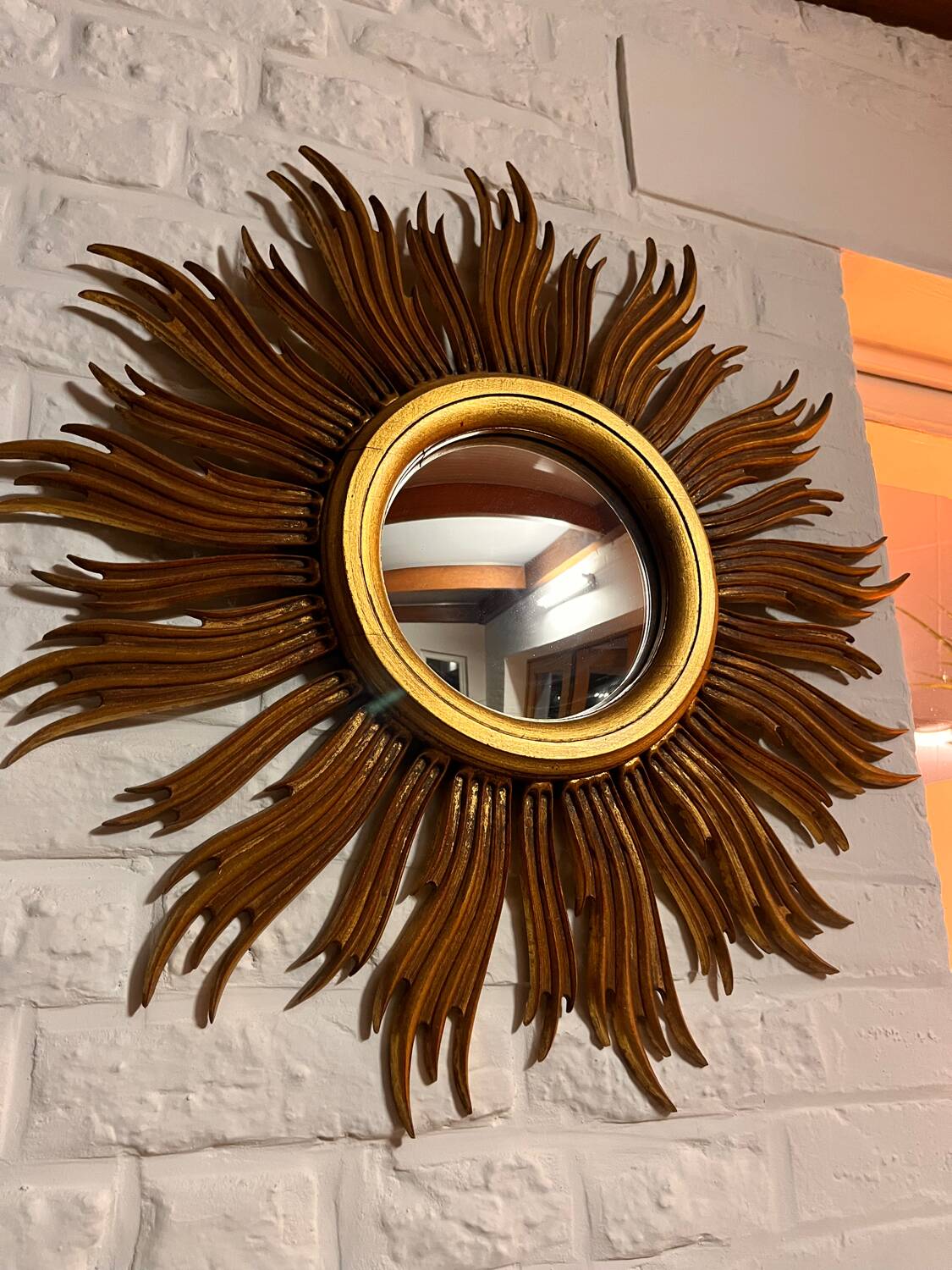 Sun mirror witch's eye