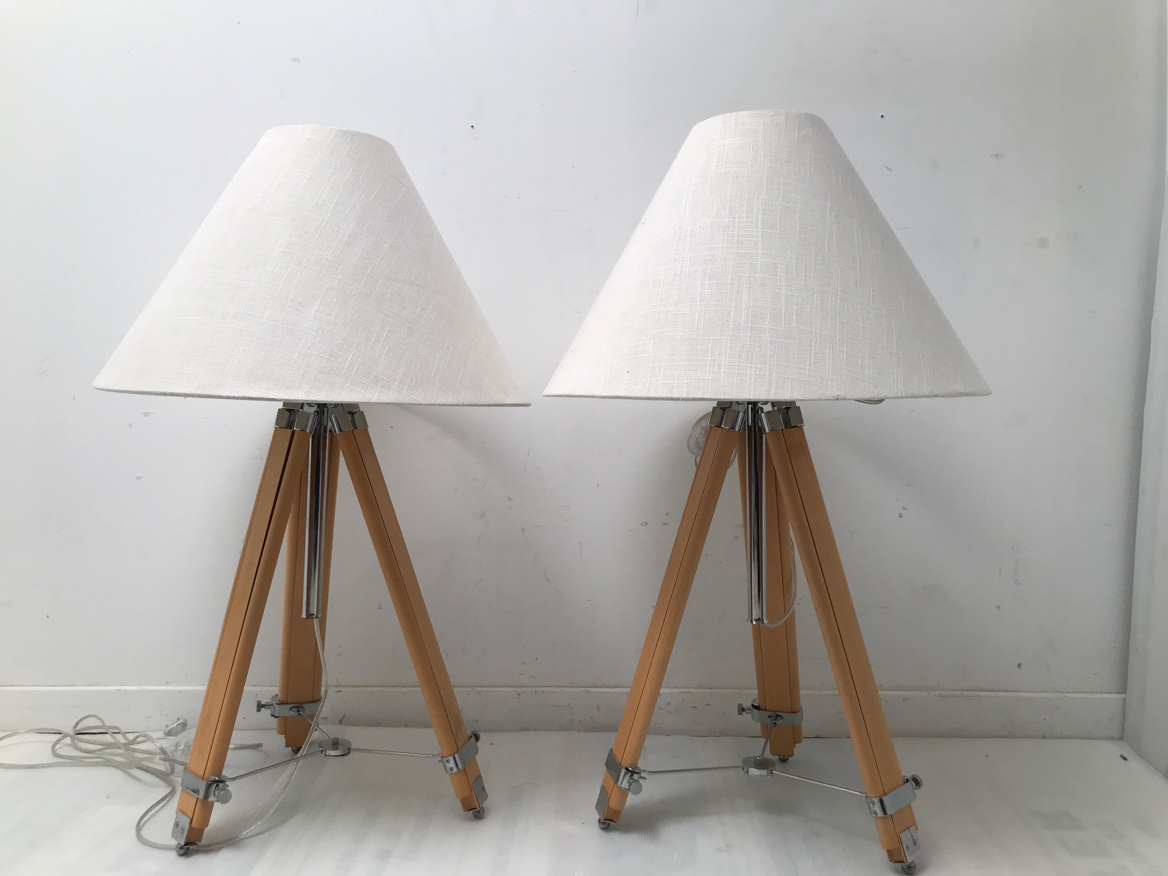 Paire de lampe de chevet trépied
