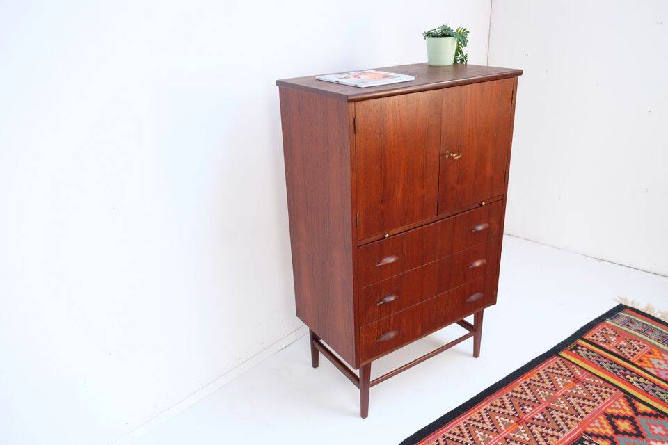 Teak secretary in Danish style, 60s/70s, retro style.