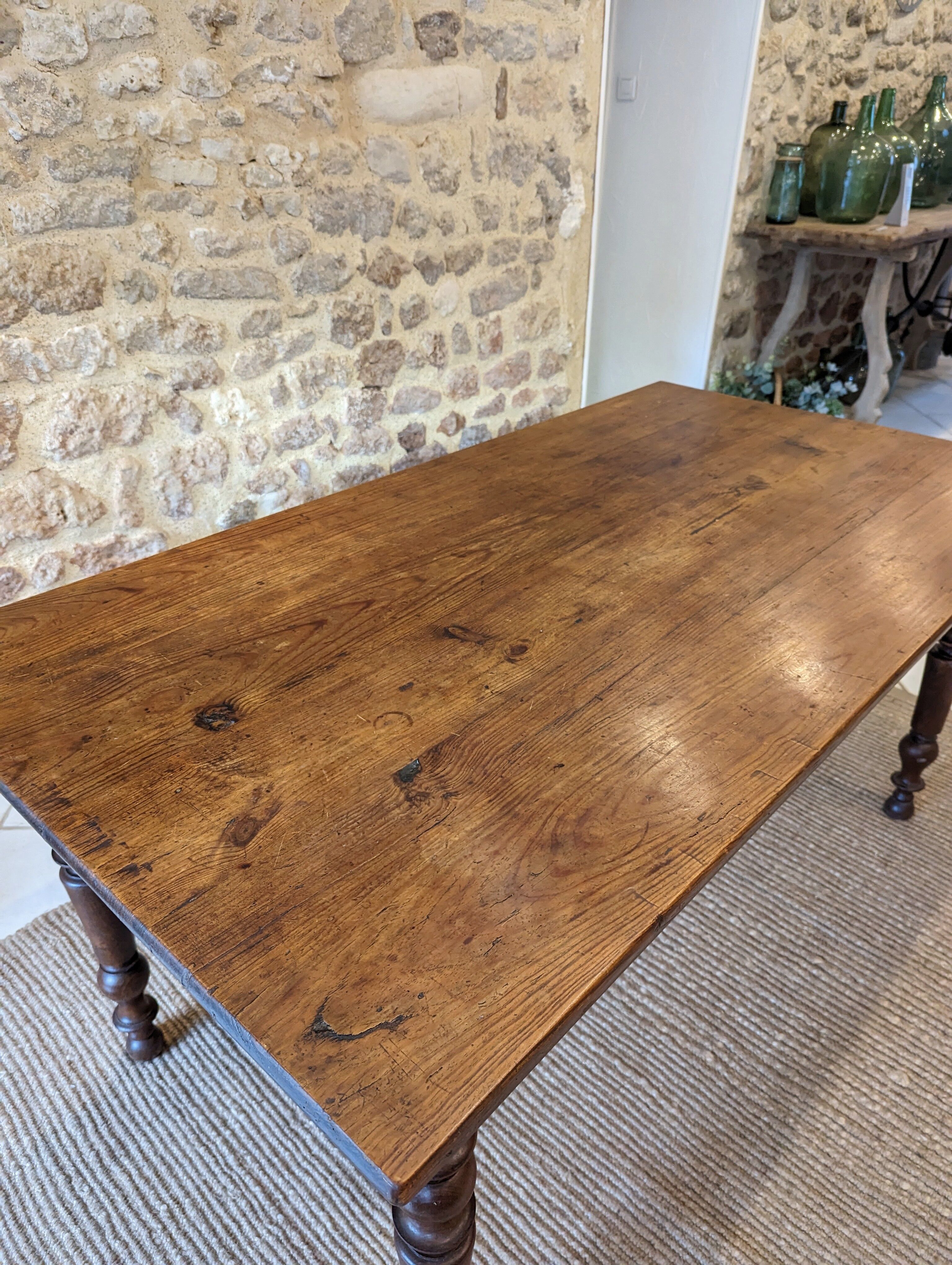 Farmhouse table
