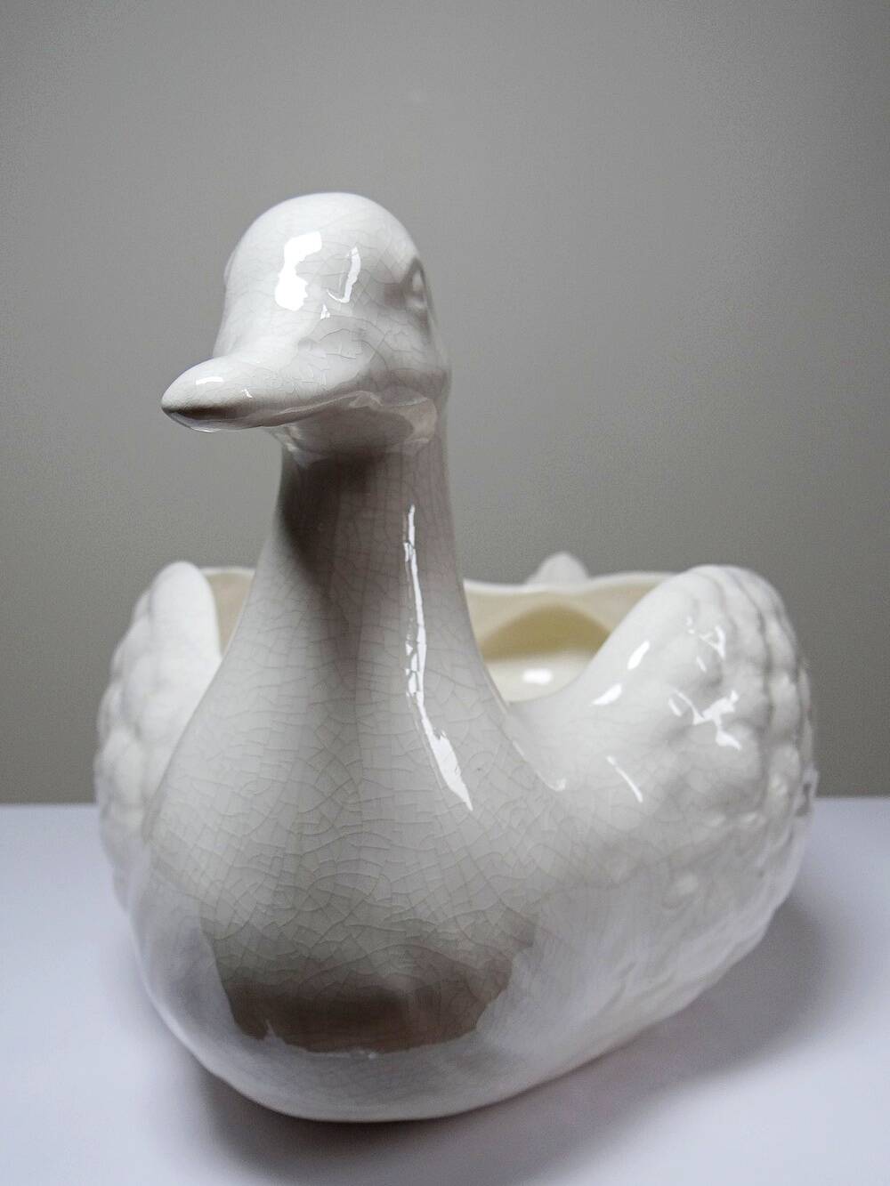 Cache pot/Coupe canard en faïence craquelée beige vintage