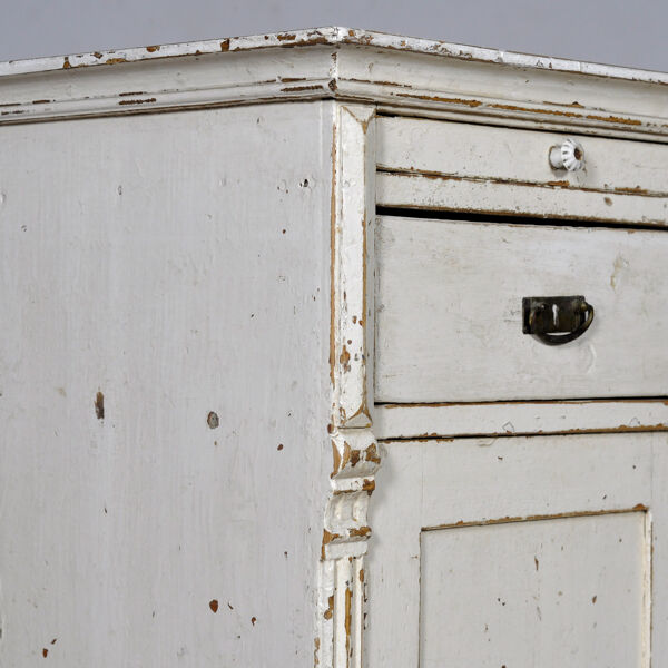 Buffet en pin ancien, vers 1910