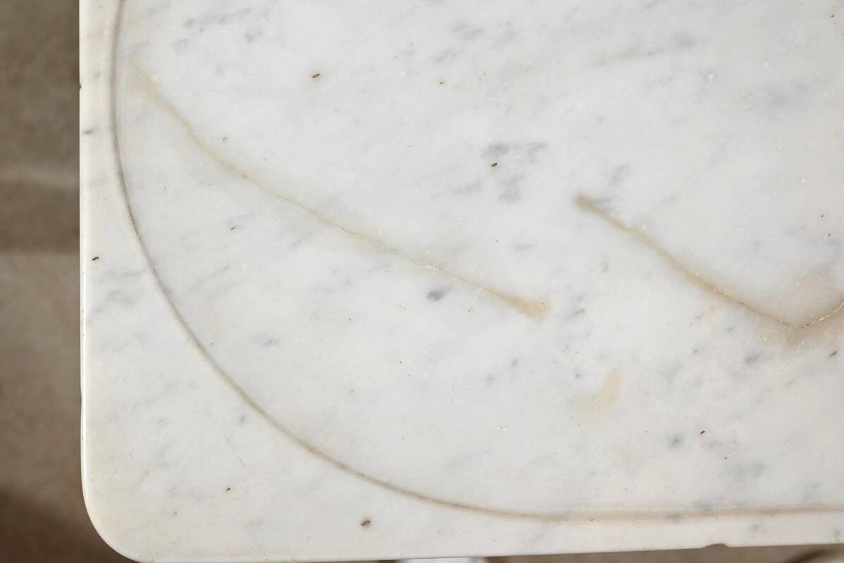 Burl Mahogany Dressing Table, Restoration Period – Early 19th Century