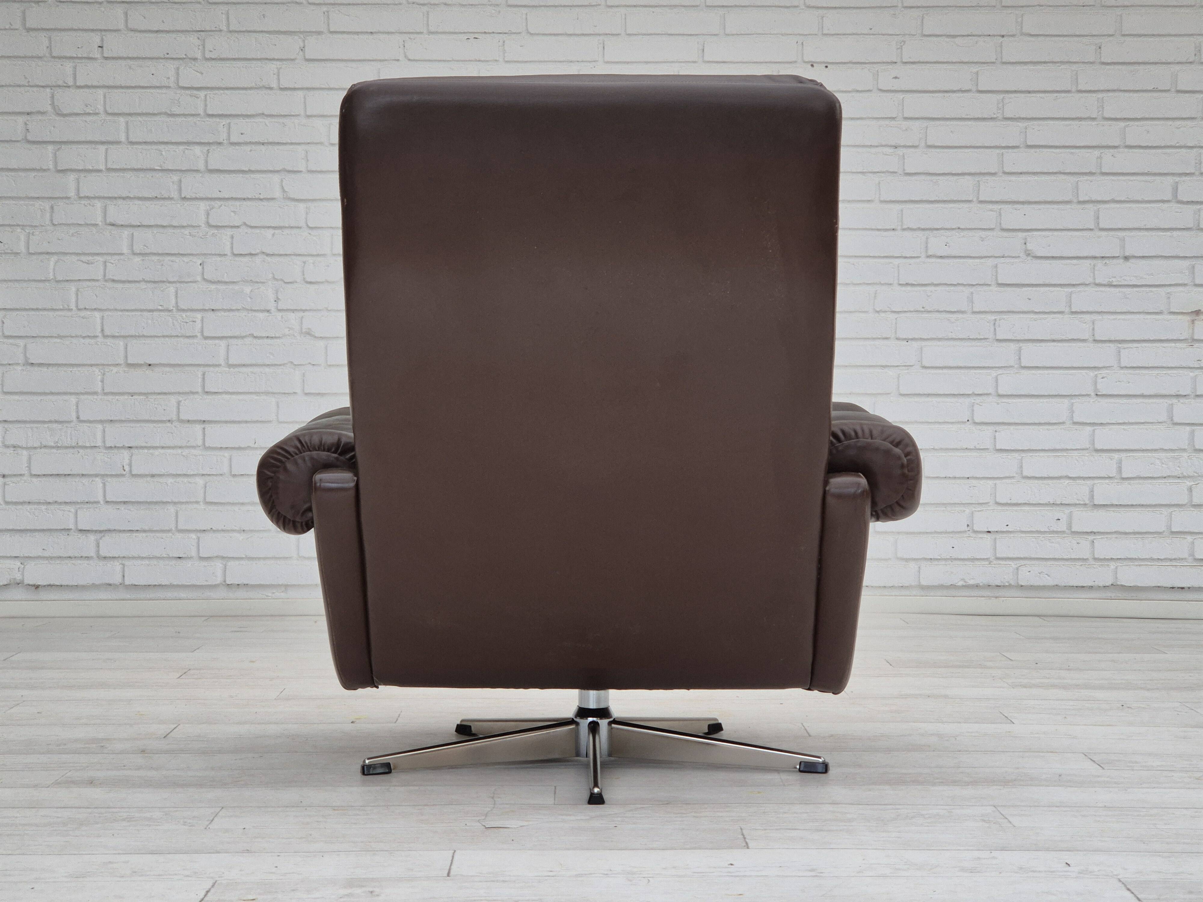 1970s, Danish swivel chair, original condition, brown furniture leather.