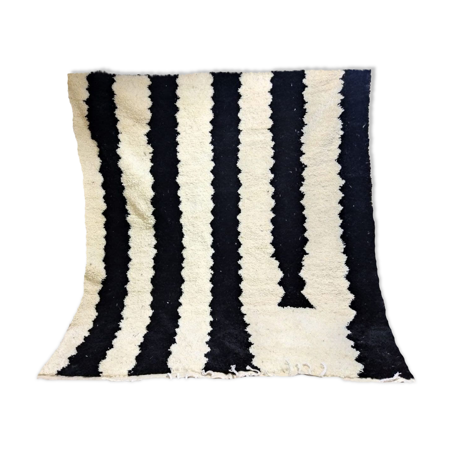 Moroccan berber carpet 230x213cm