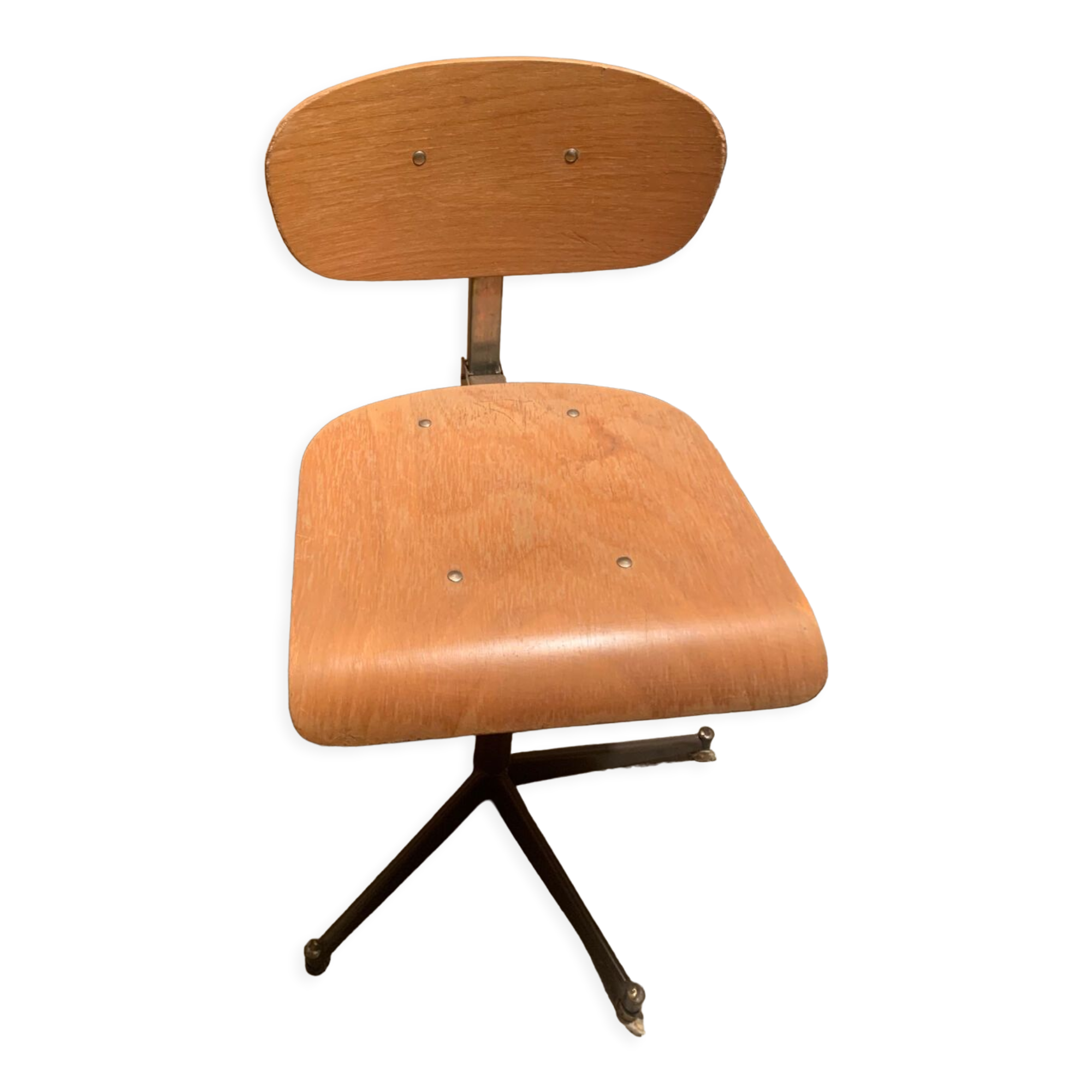 Adjustable workshop chair