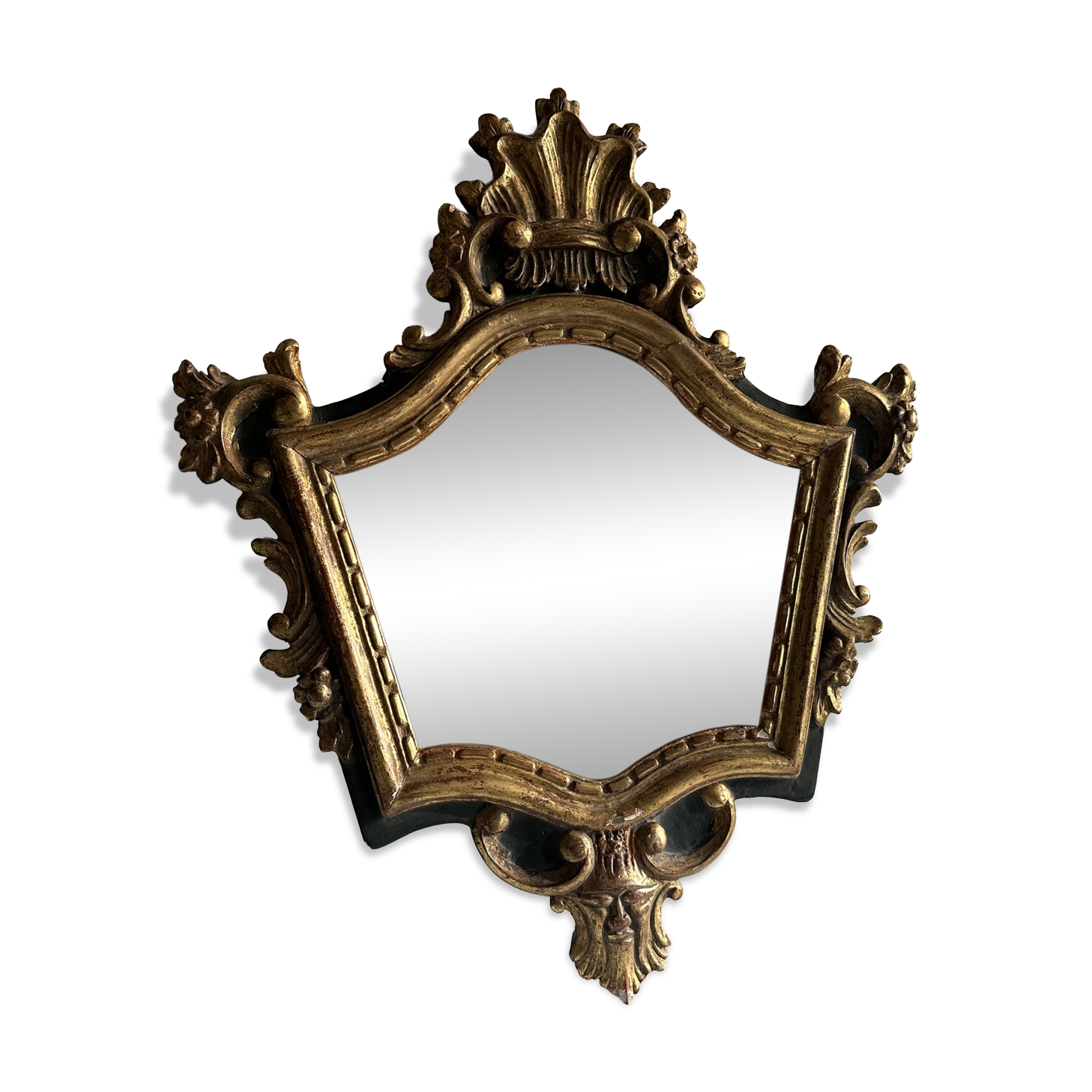 Antique baroque mirror in carved and gilded wood, 19th century