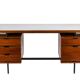 Pierre Guariche, Bureau en acajou et métal laqué, années 1960