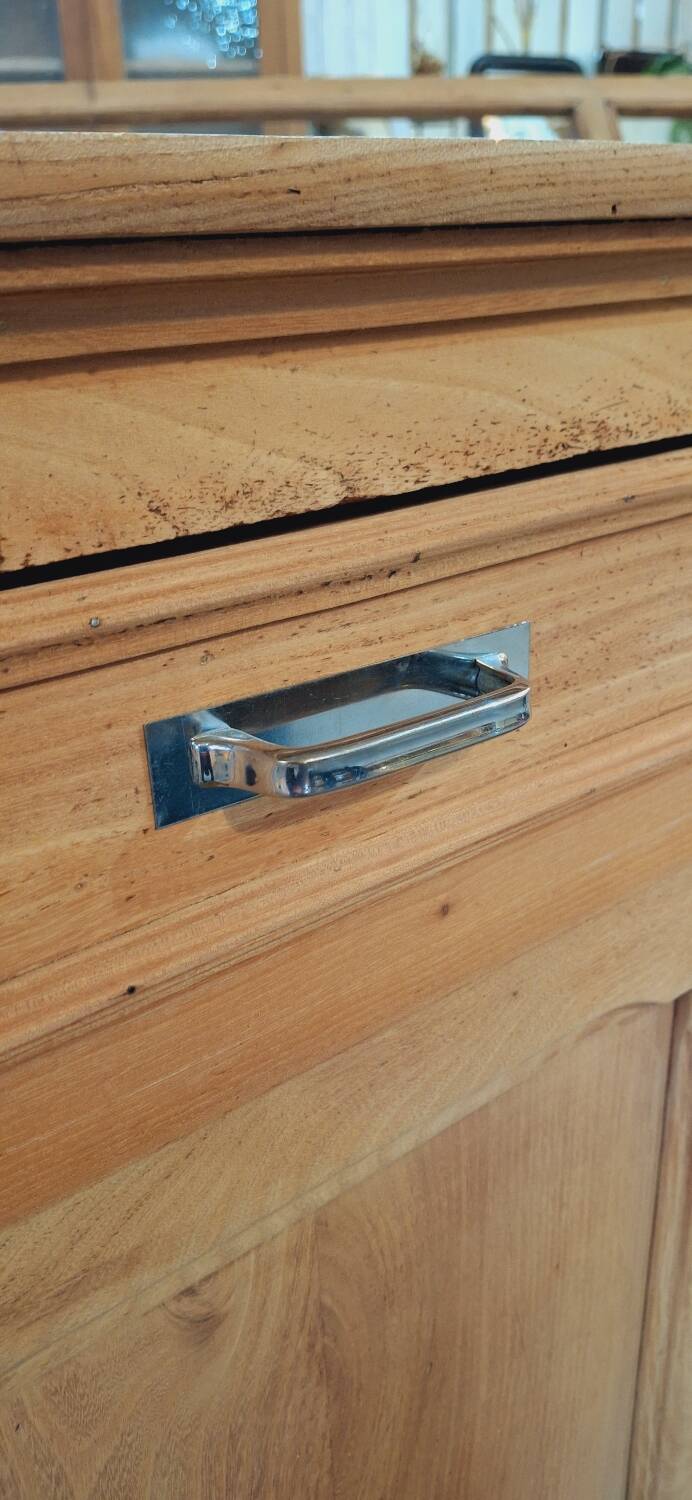 Old buffet