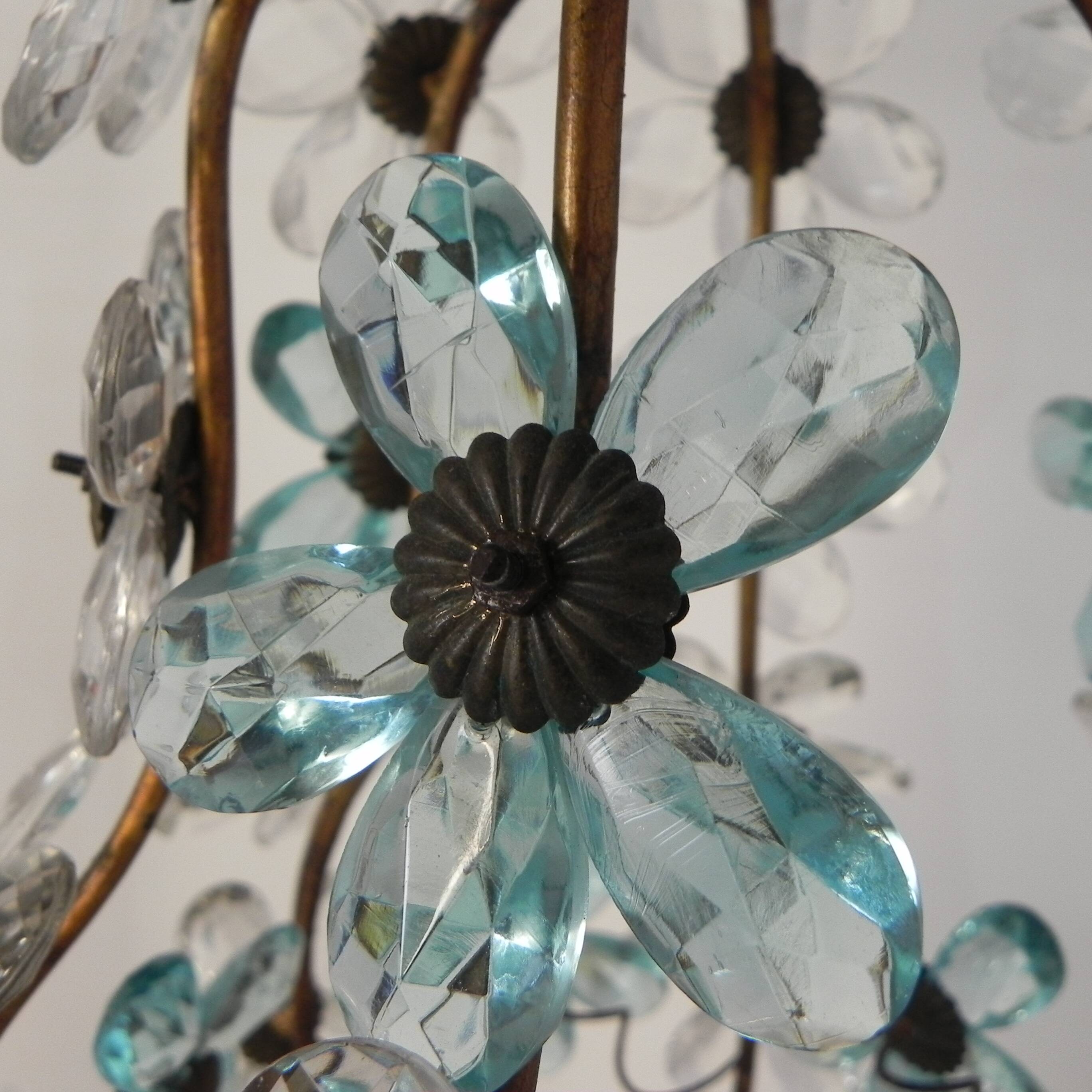 Suspension decorated with 42 blue and clear crystal flowers, Maison Baguès style, 1930s.