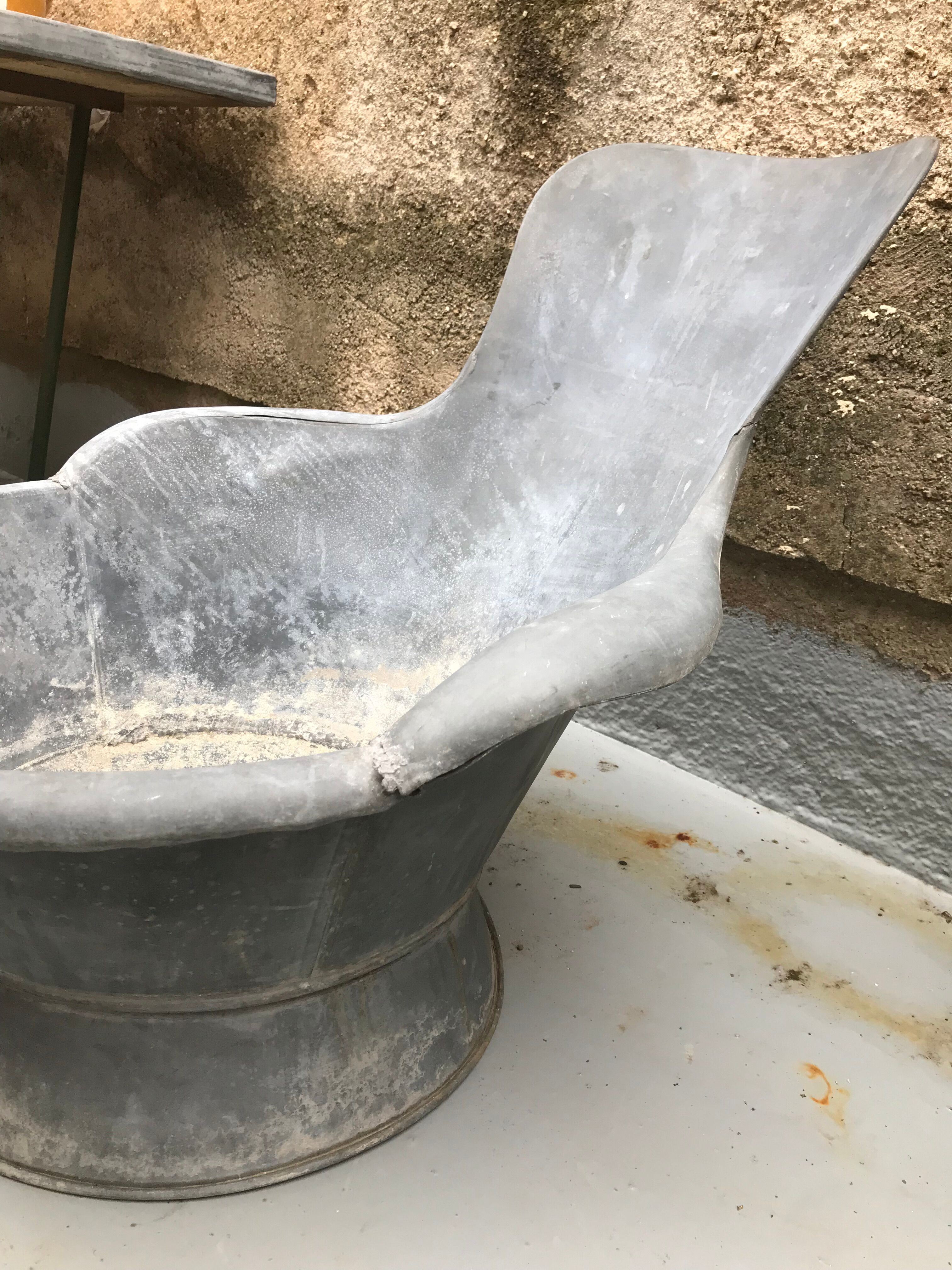 Zinc backrest bathtub XIX