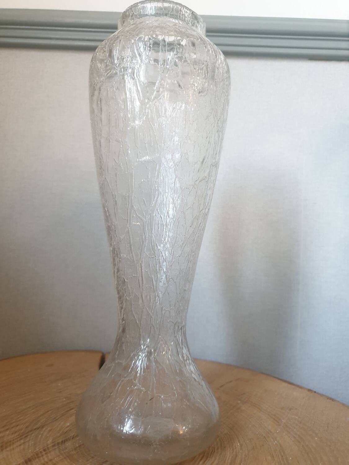 Vintage bubble effect vase
