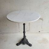 Round table bistro in white marble