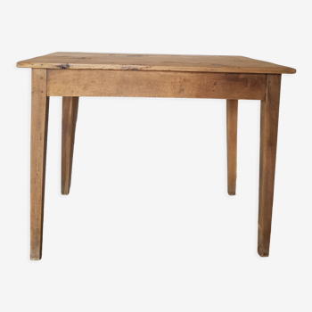 Table de bistrot