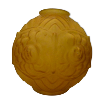 Vase boule Art Déco verre jaune or