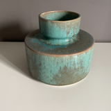 Reactive glacure green vase