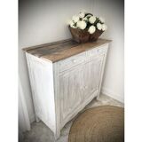Pearly white parisian buffet