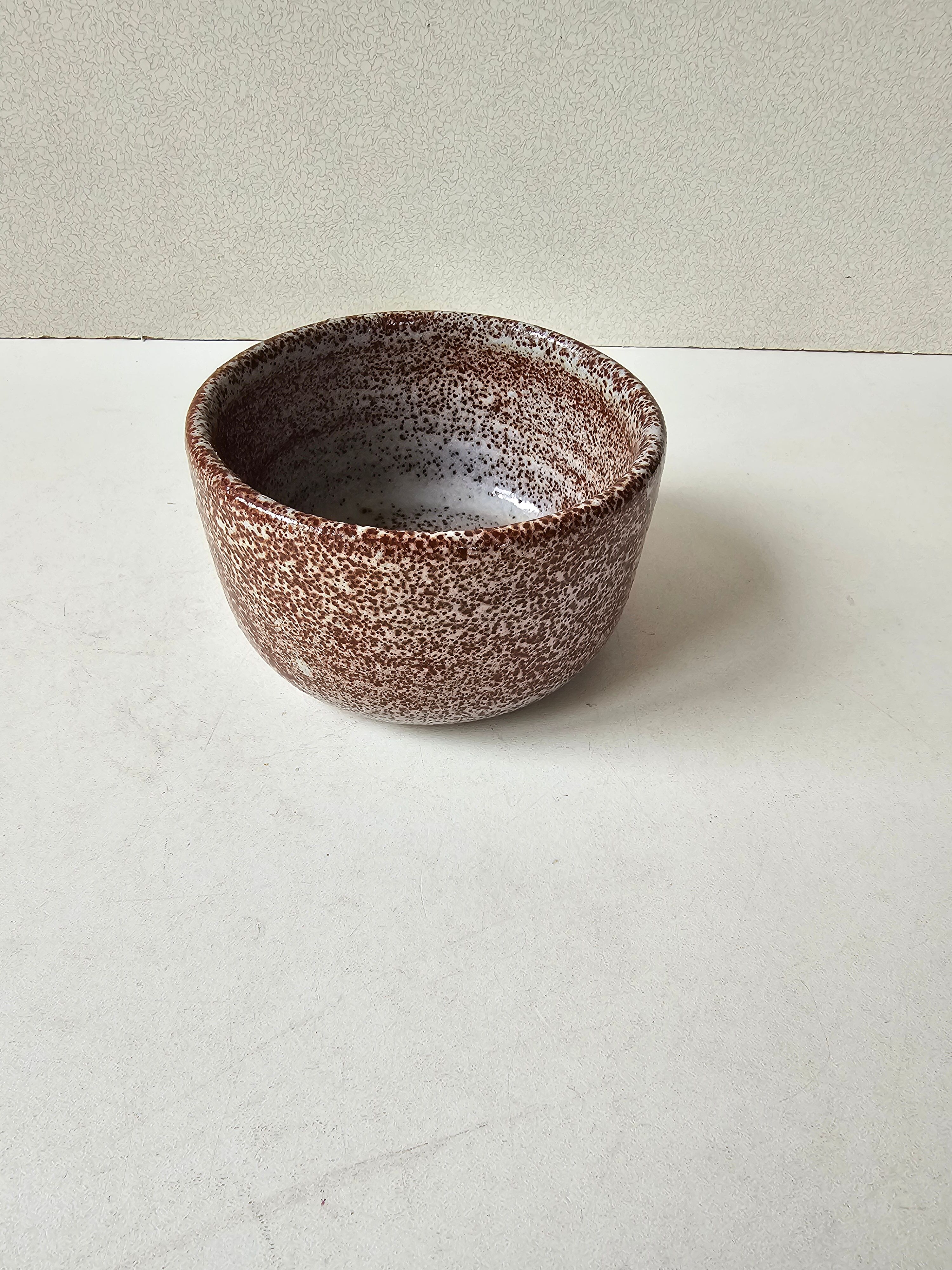 Bowl - ceramic pot signed Accolay