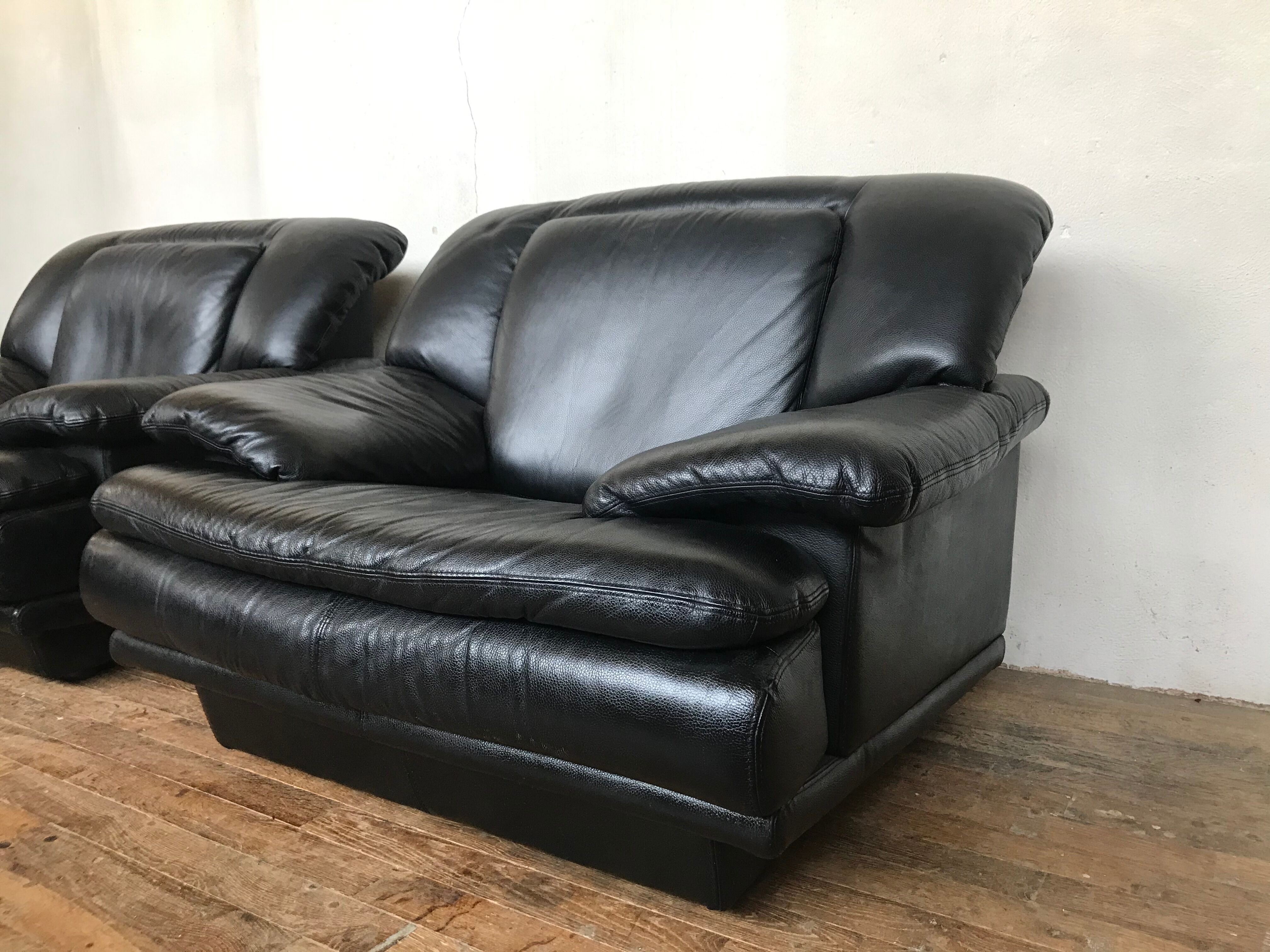 Authentic vintage armchairs leather Italian style quality top 1970