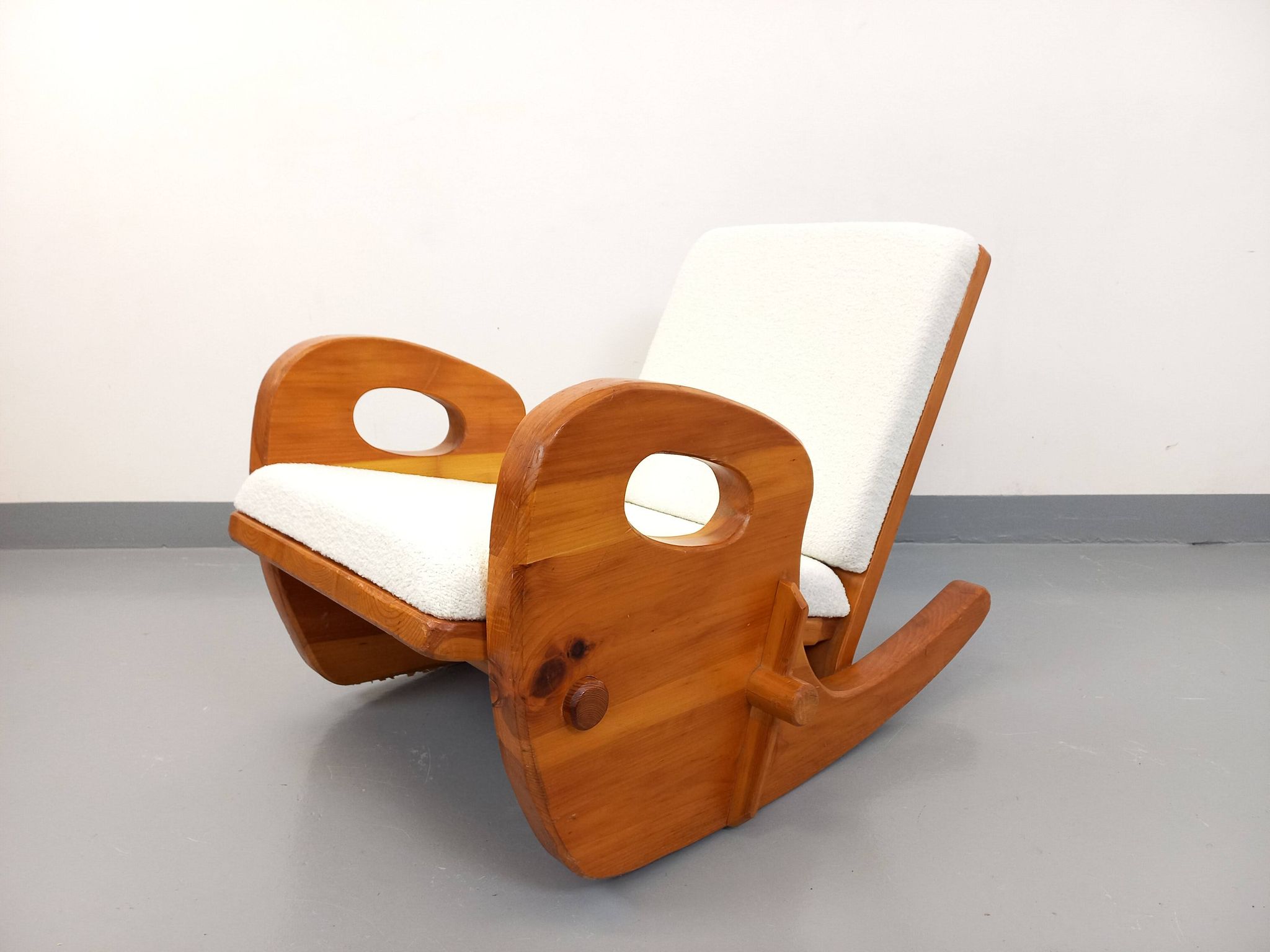 Brutalist rocking chair "sled" vintage