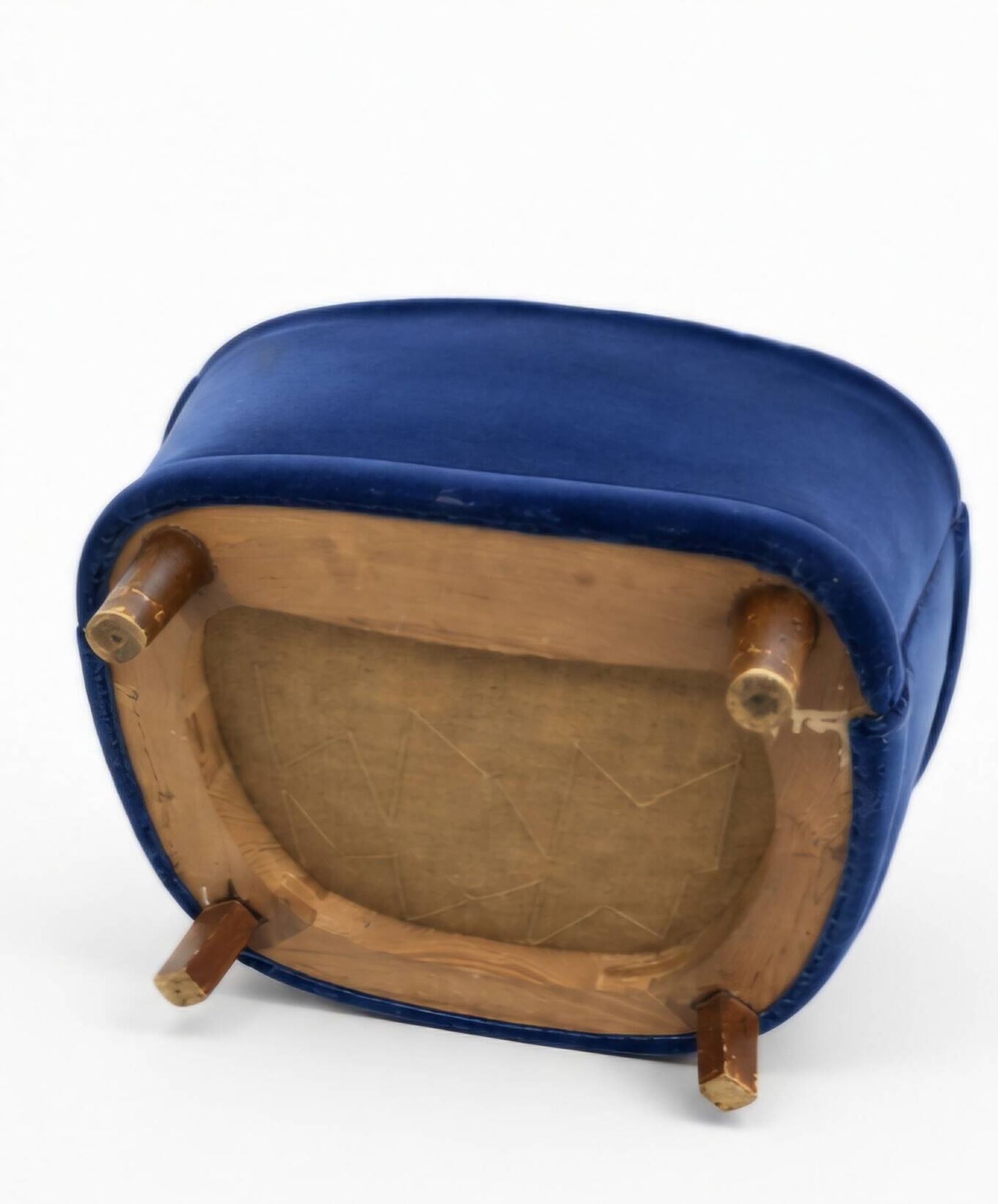 Swedish modern lounge chairs, clam shaped, 1940s Scandinavian design