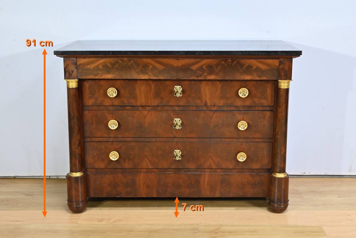 Mahogany chest of drawers, Empire period – Early 19th century