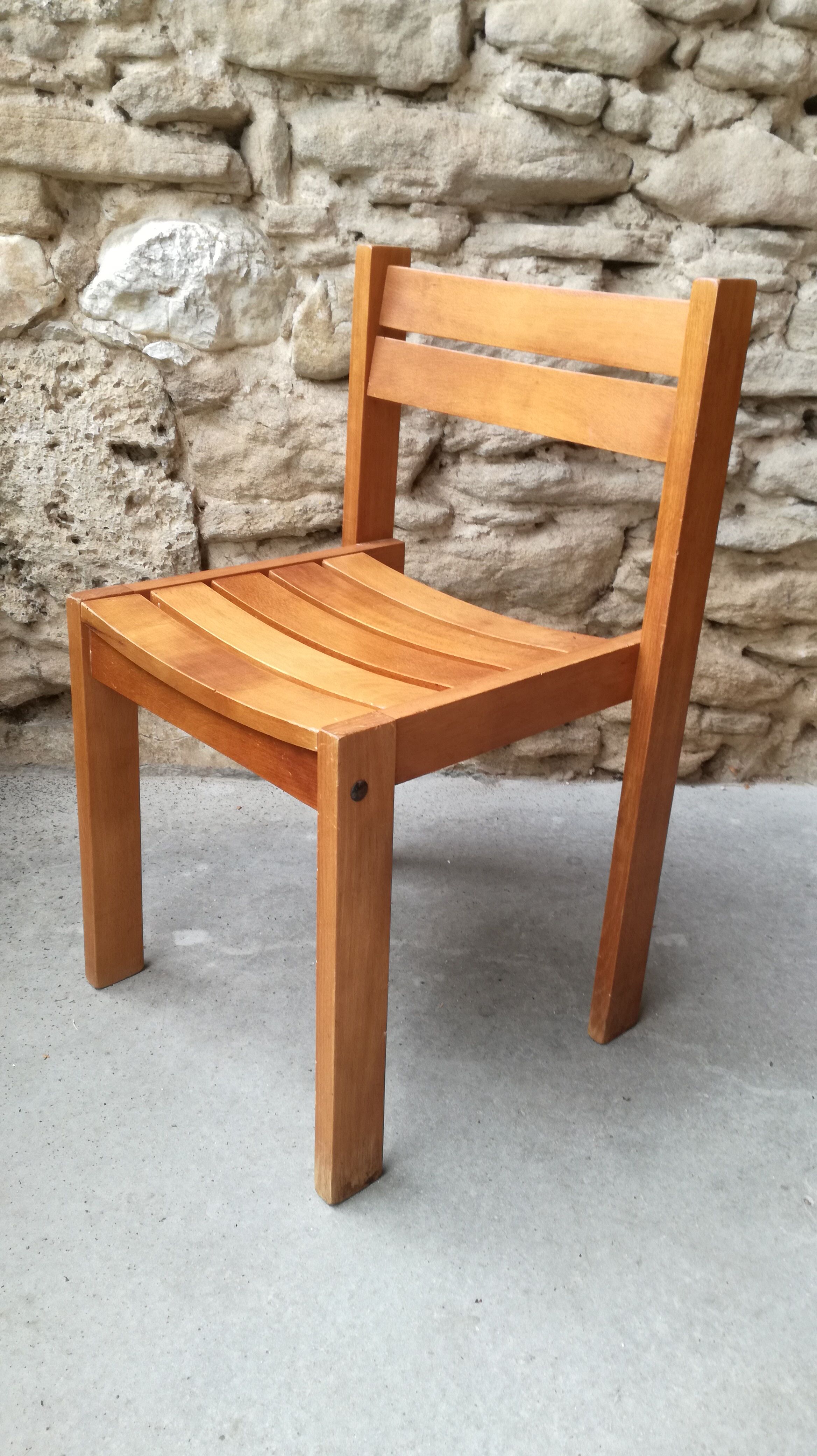 Lot of 8 vintage chairs