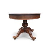 Table de salle à manger ovale du XIXème siècle