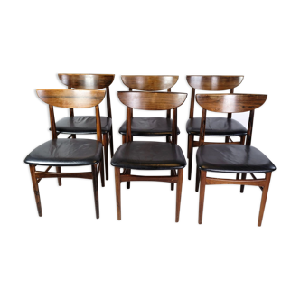 Set of Six Dining Table Chairs of Danish Design in Rosewood with Black Leather