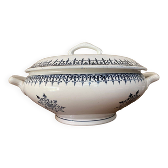 Tureen and its lid Earthenware St Amand