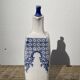 Vinaigrier XIXème bouteille à décor bleu et blanc
