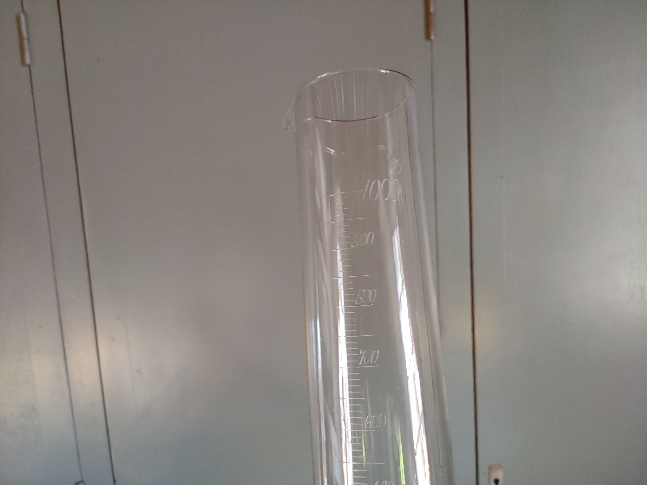 Vase vintage graduated specimen