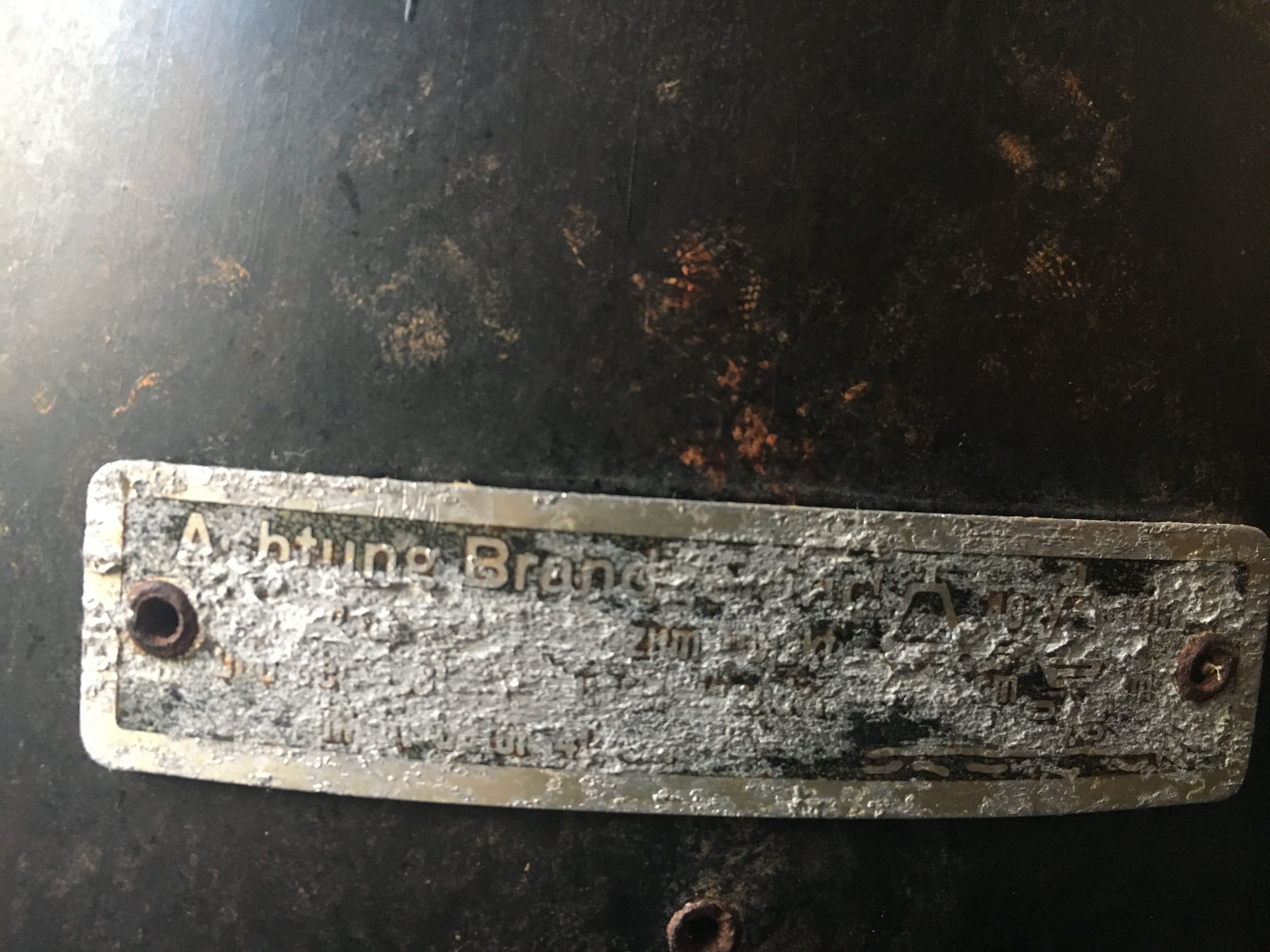 Old german bakelite round suspension