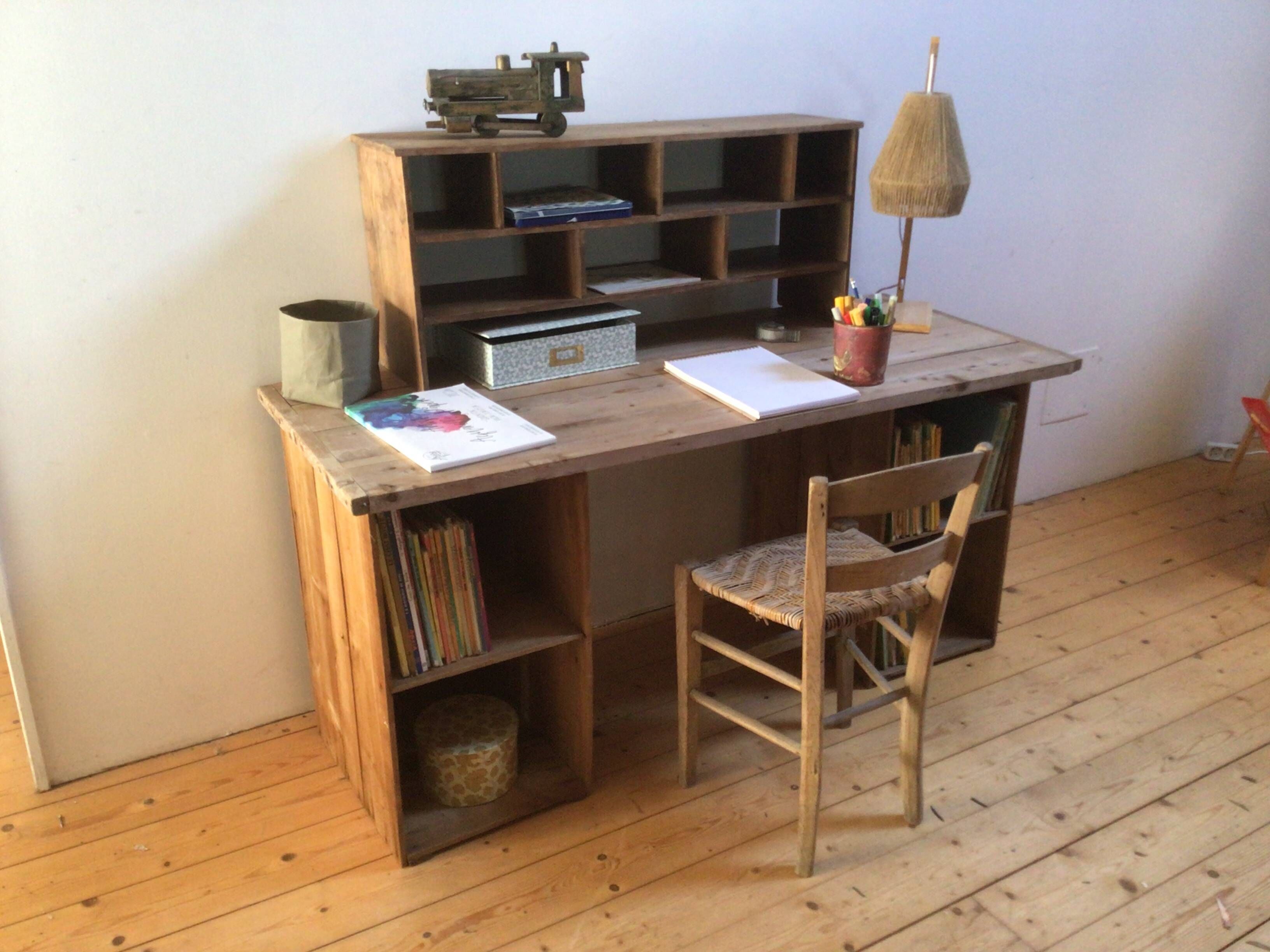 Bureau enfant ancien