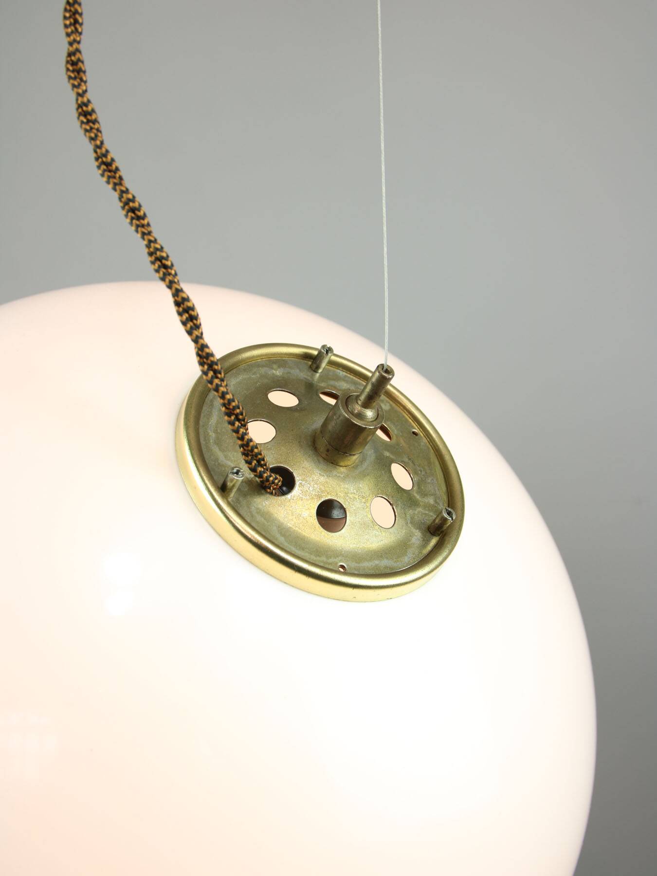 Rare White & Golden Bud Lamp by Luigi Massoni for Guzzini, 1960s