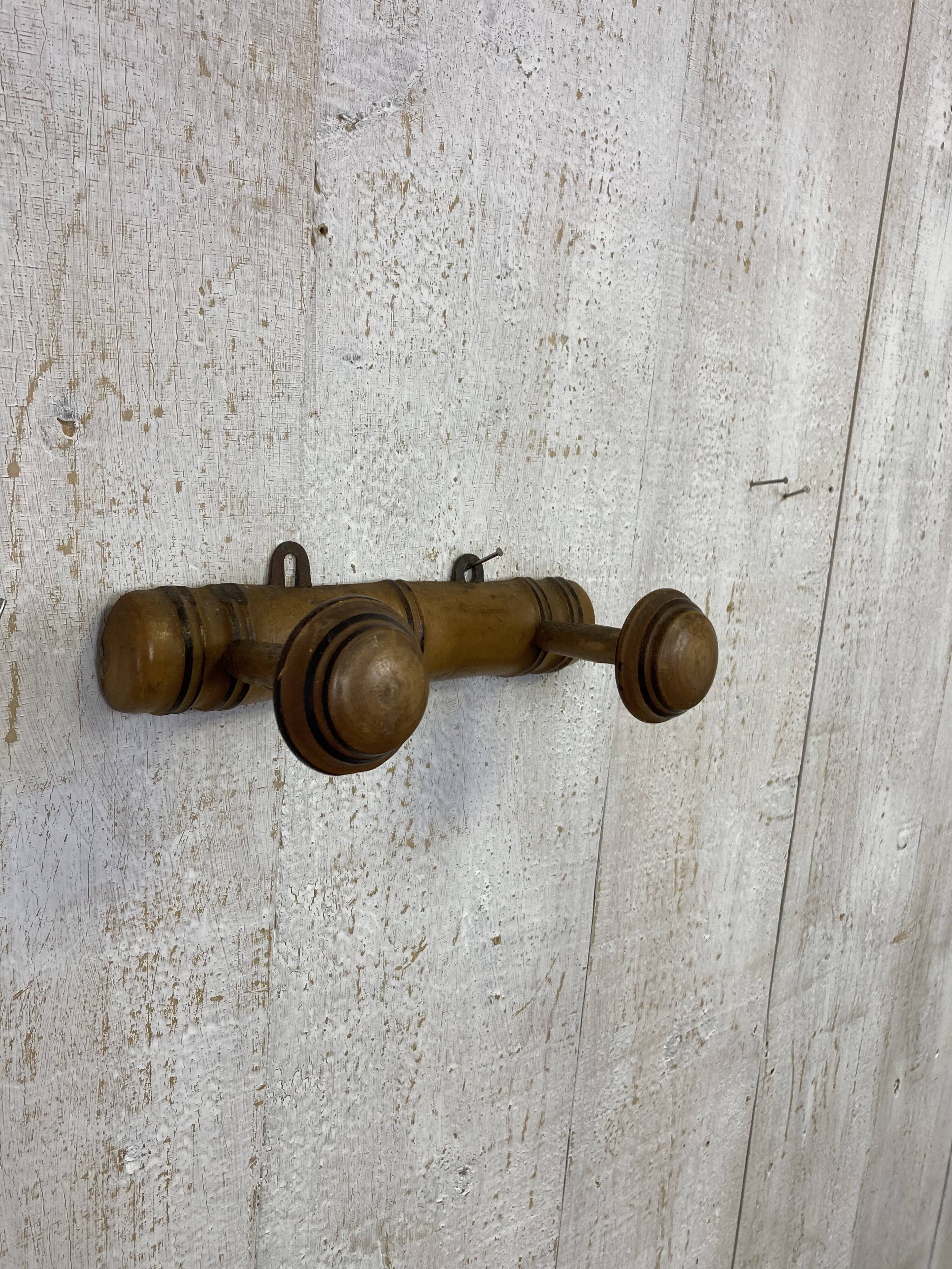 Small vintage coat rack